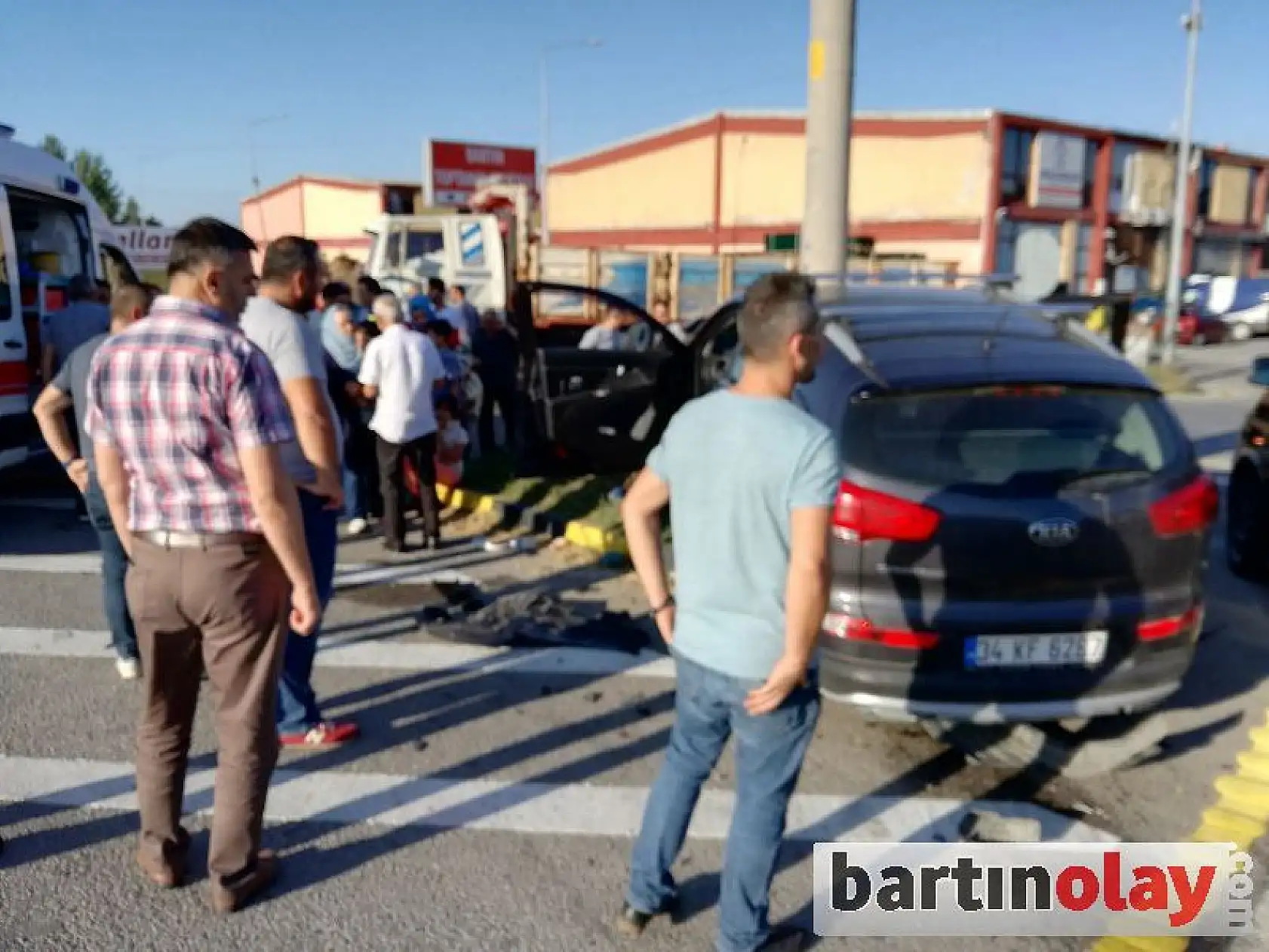 Toptancılar sitesi kavşağında kaza