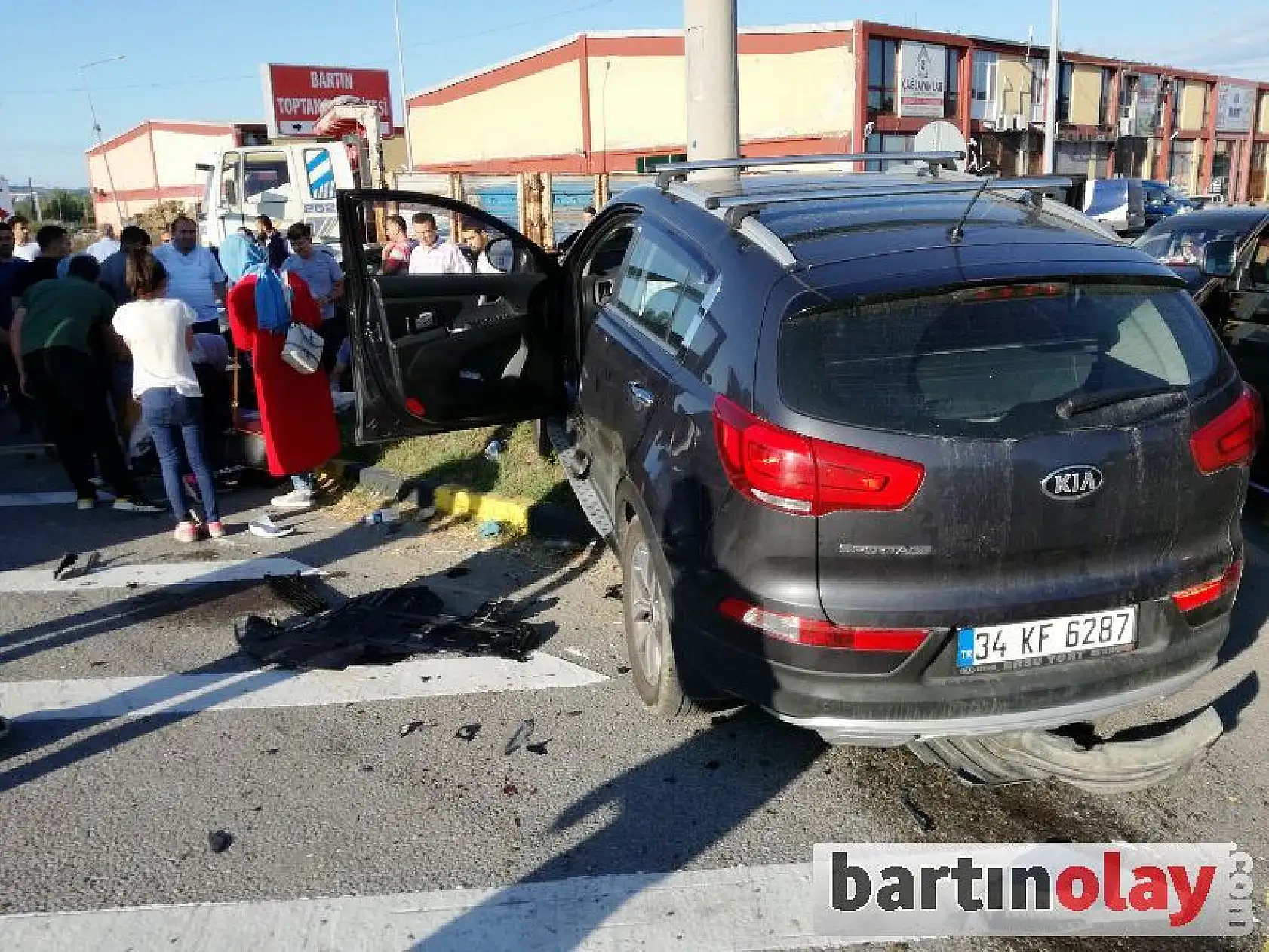 Toptancılar sitesi kavşağında kaza