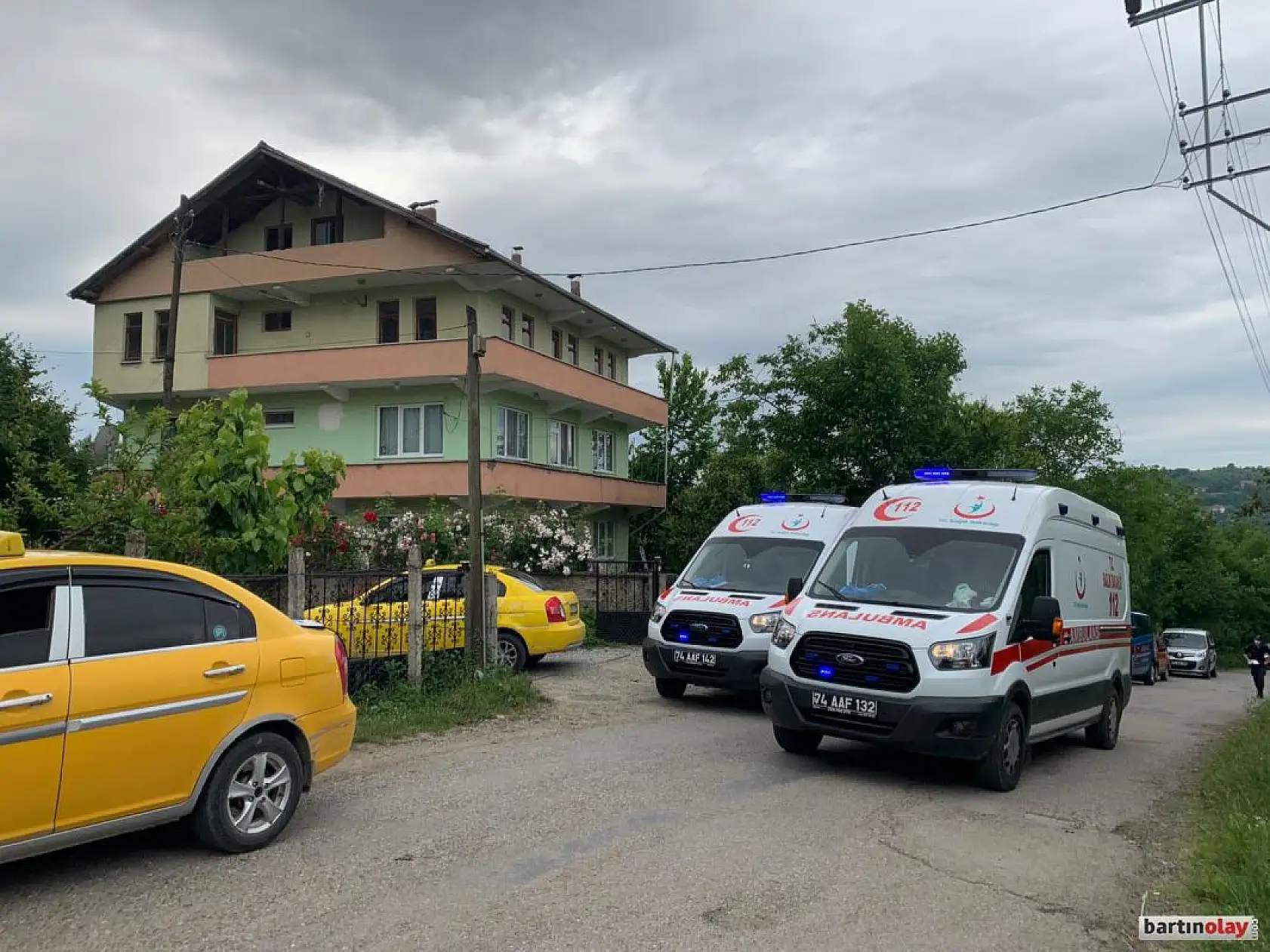 Tüfekle dehşet saçtı: 2 ölü, 2 yaralı