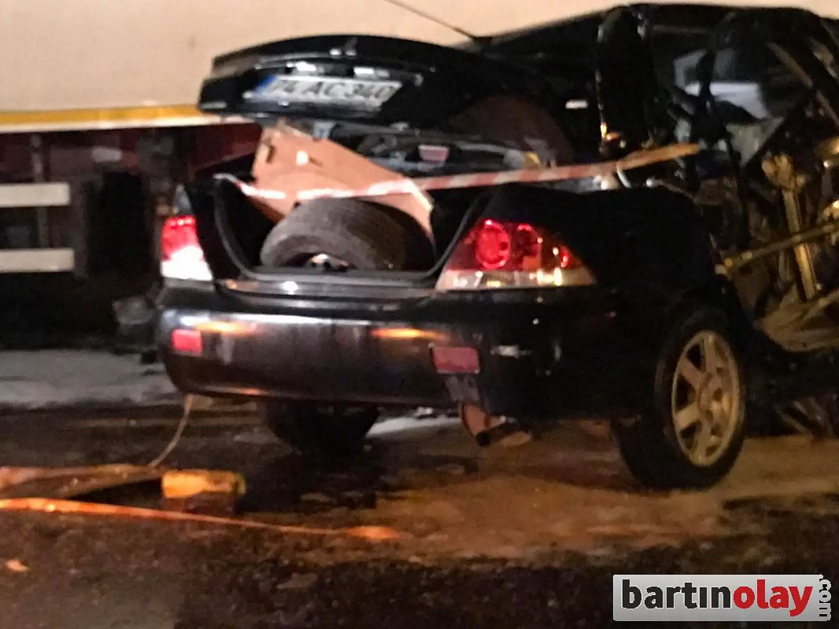 Uzman Çavuş feci kazada hayatını kaybetti