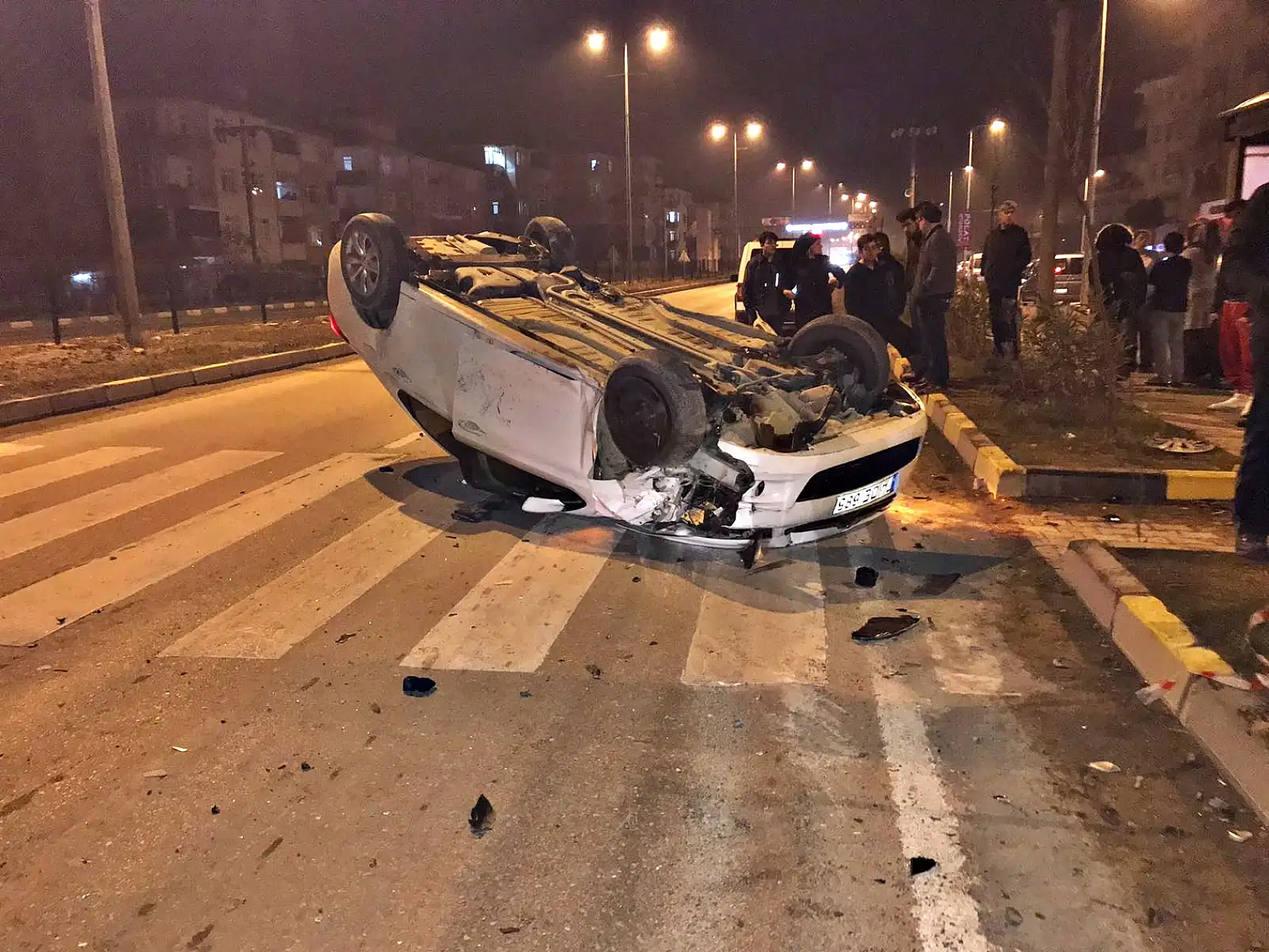 Valilik konutu kavşağında kaza