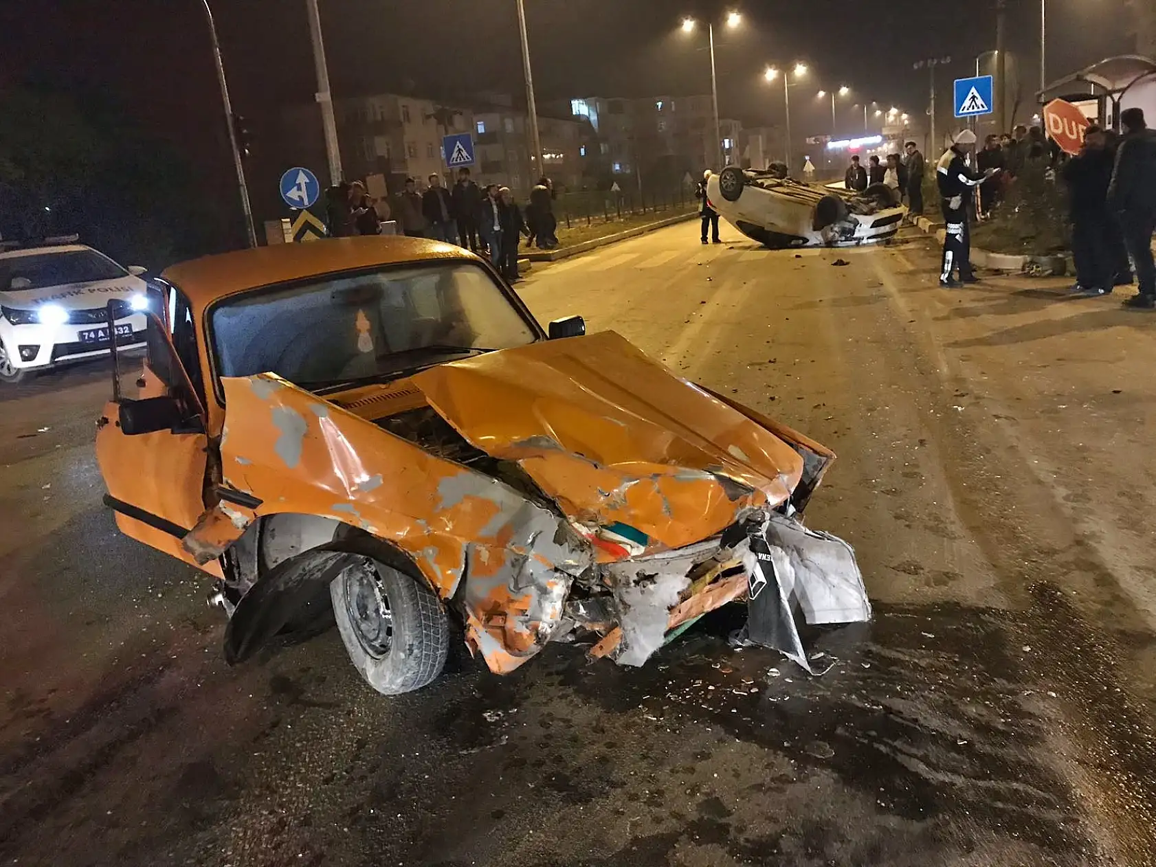 Valilik konutu kavşağında kaza