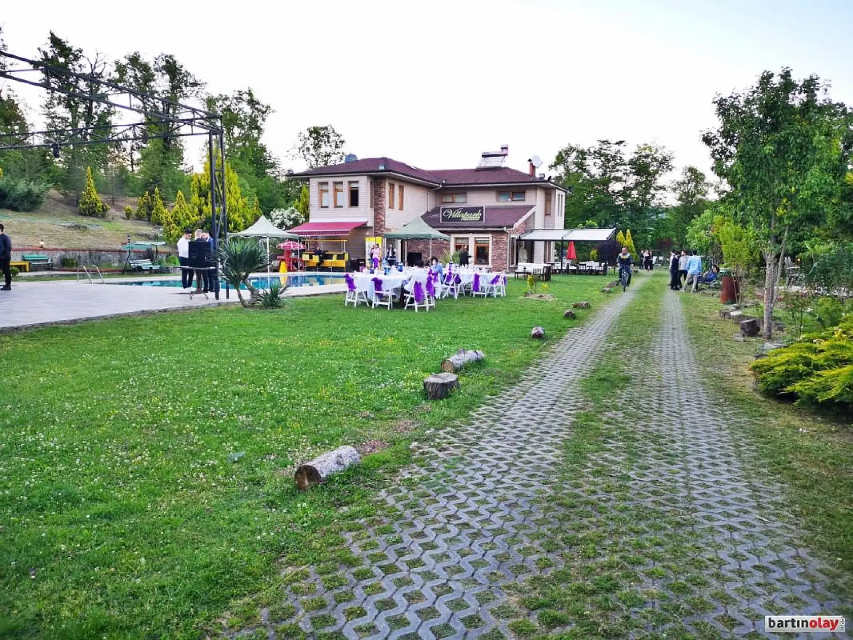 Villa Park'ta neler oluyor