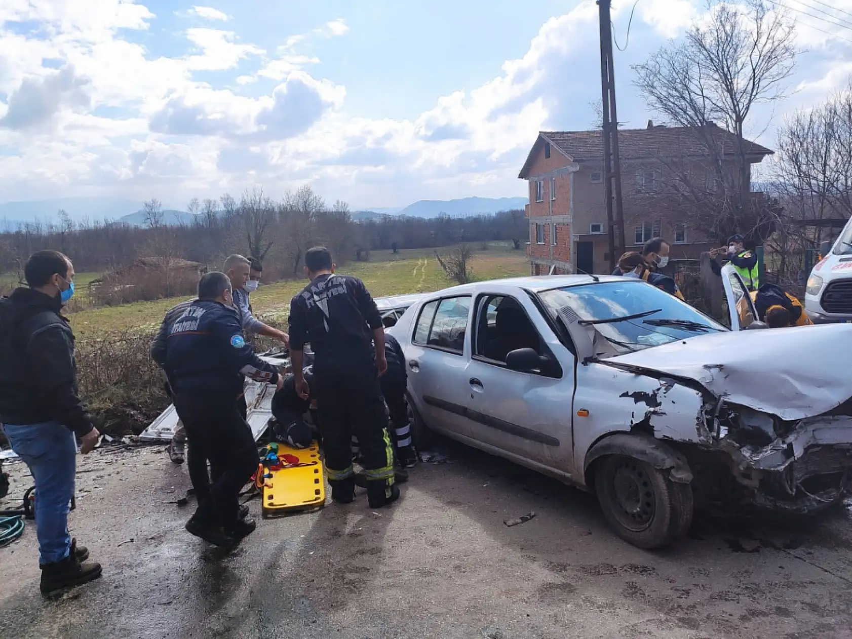 Kafa kafaya çarpışma, 4 yaralı