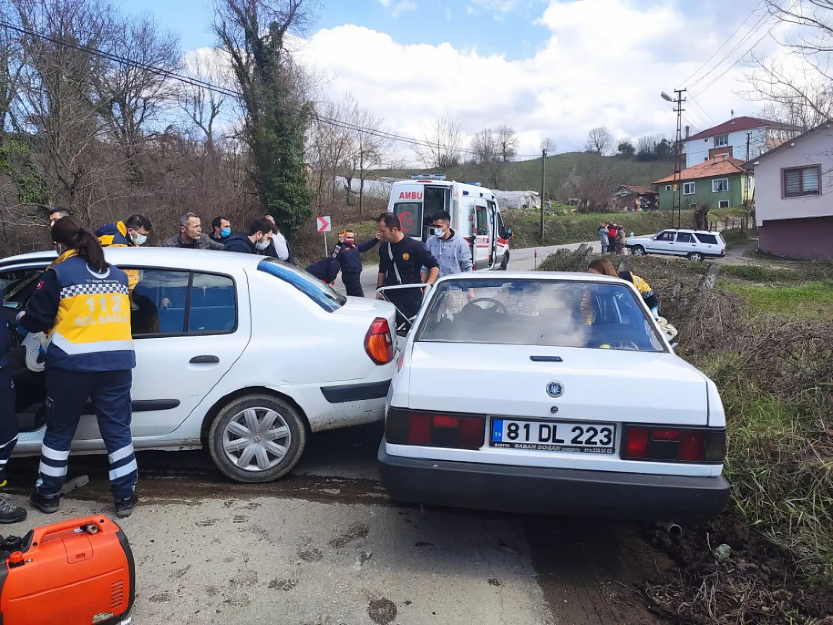 Kafa kafaya çarpışma, 4 yaralı