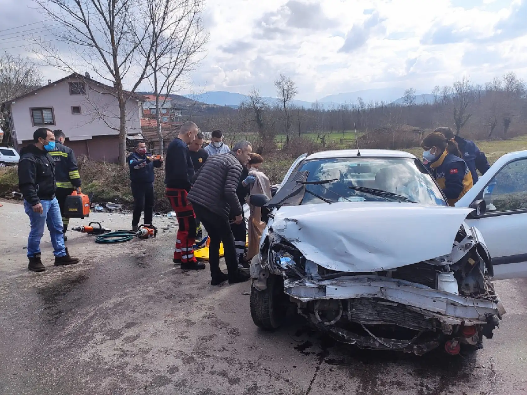 Kafa kafaya çarpışma, 4 yaralı