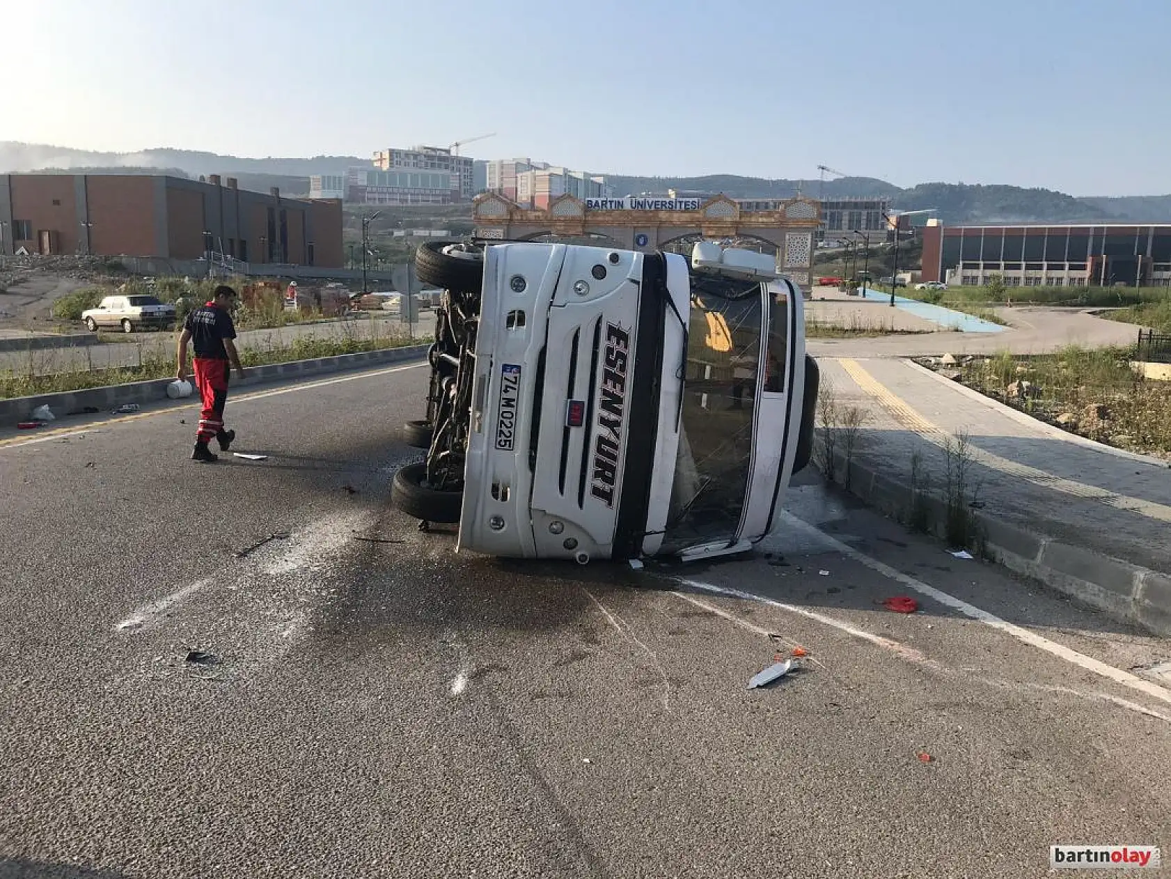 Yeni kampüs kavşağında feci kaza