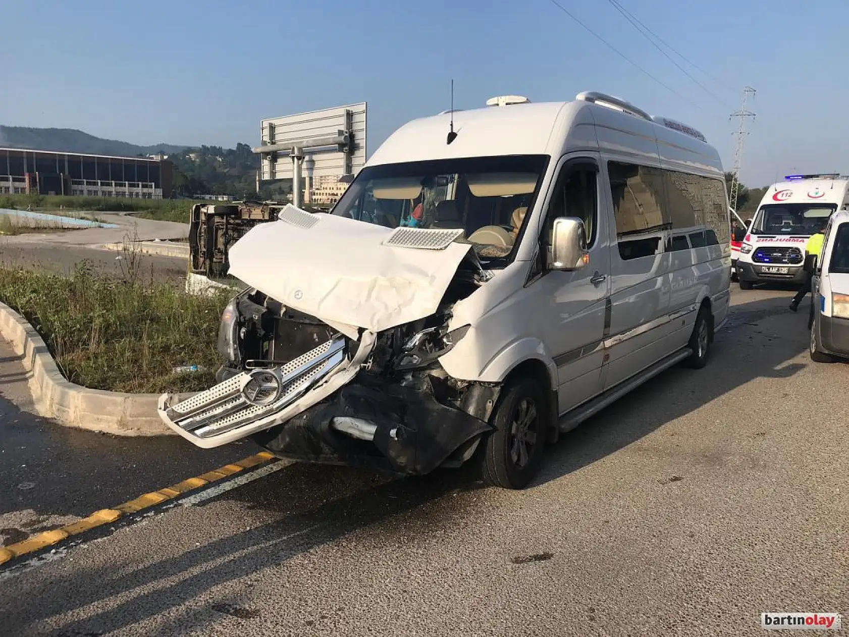 Yeni kampüs kavşağında feci kaza