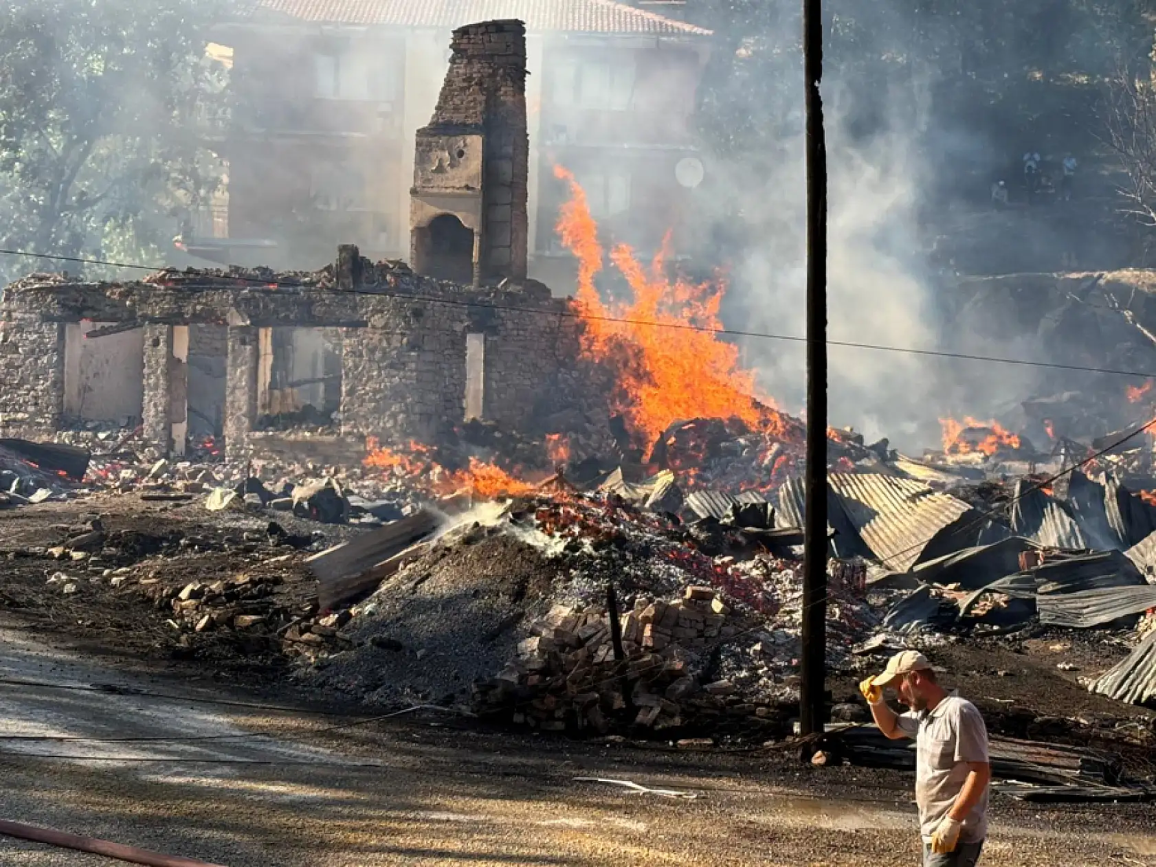 Yangında korku dolu anlar yaşandı