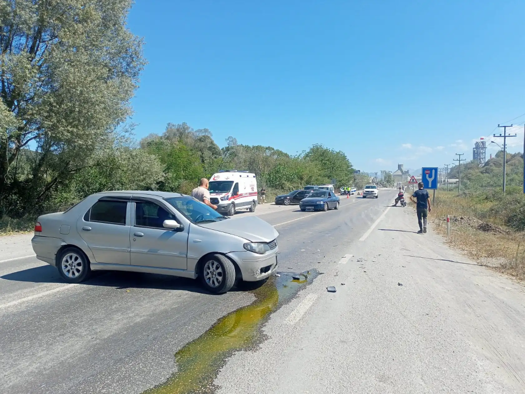 Araçlar birbirine girdi