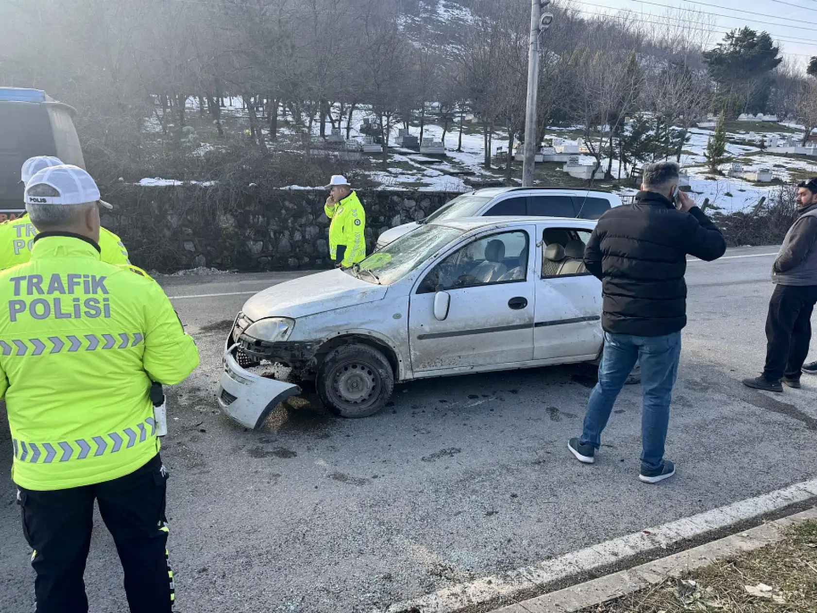 Takla atarak karşı şeride geçti