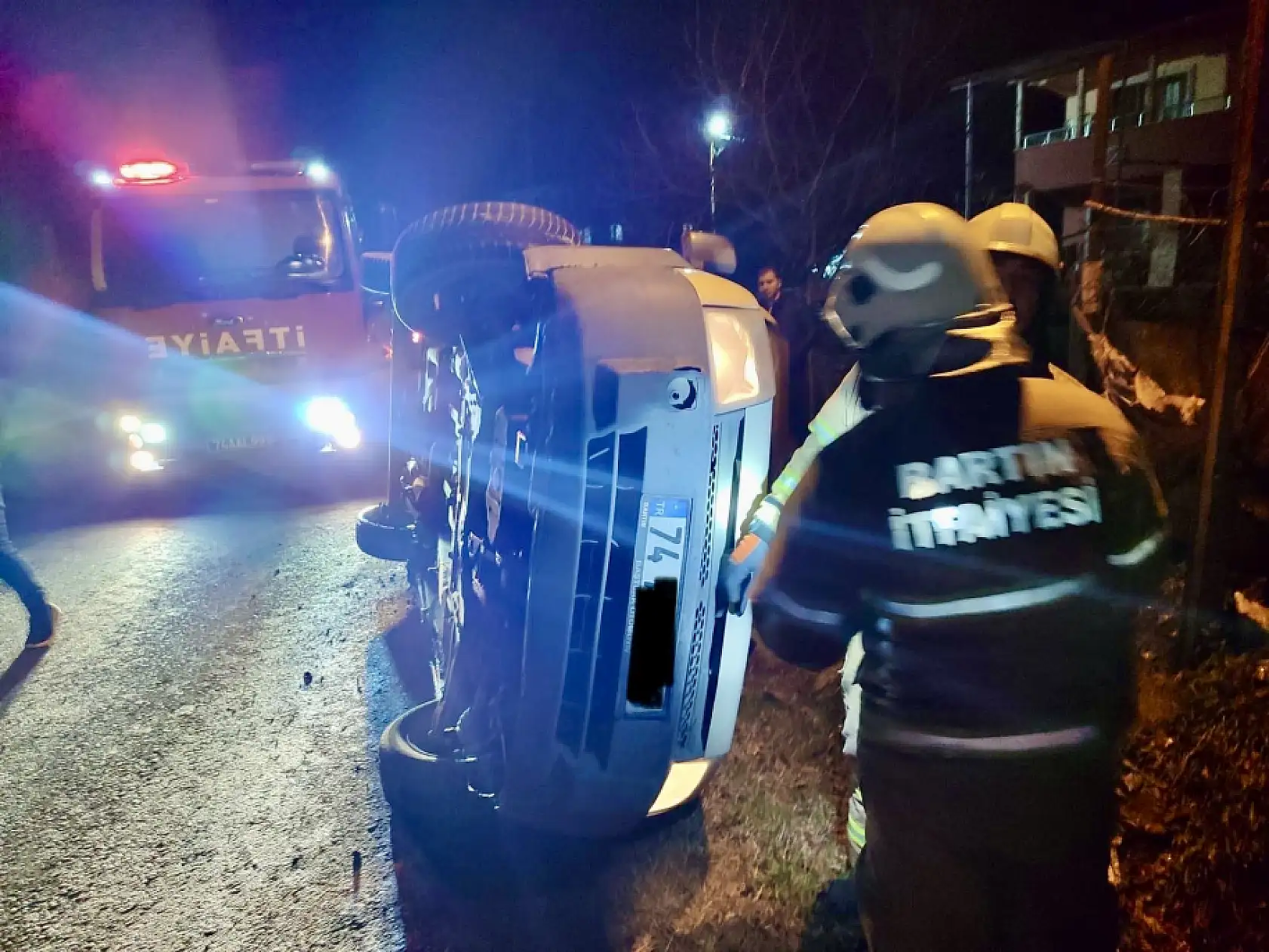 Çocuk sürücü kaza yaptı