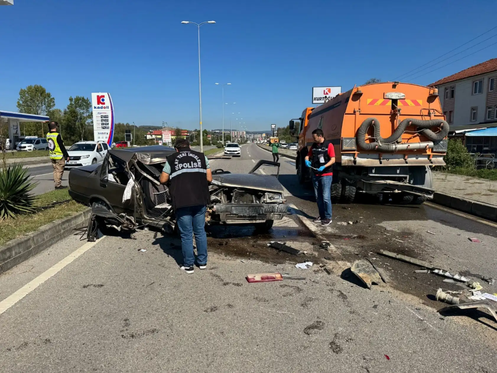 Terminal yolunda feci kaza