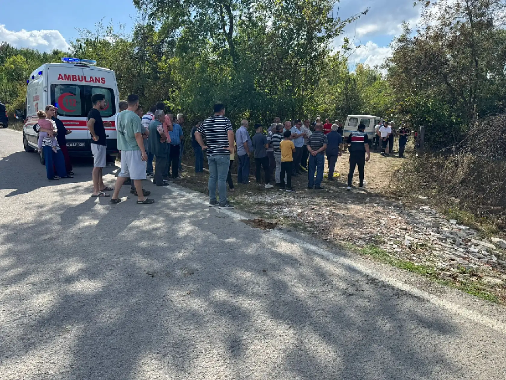 Tarlada cansız halde bulundu