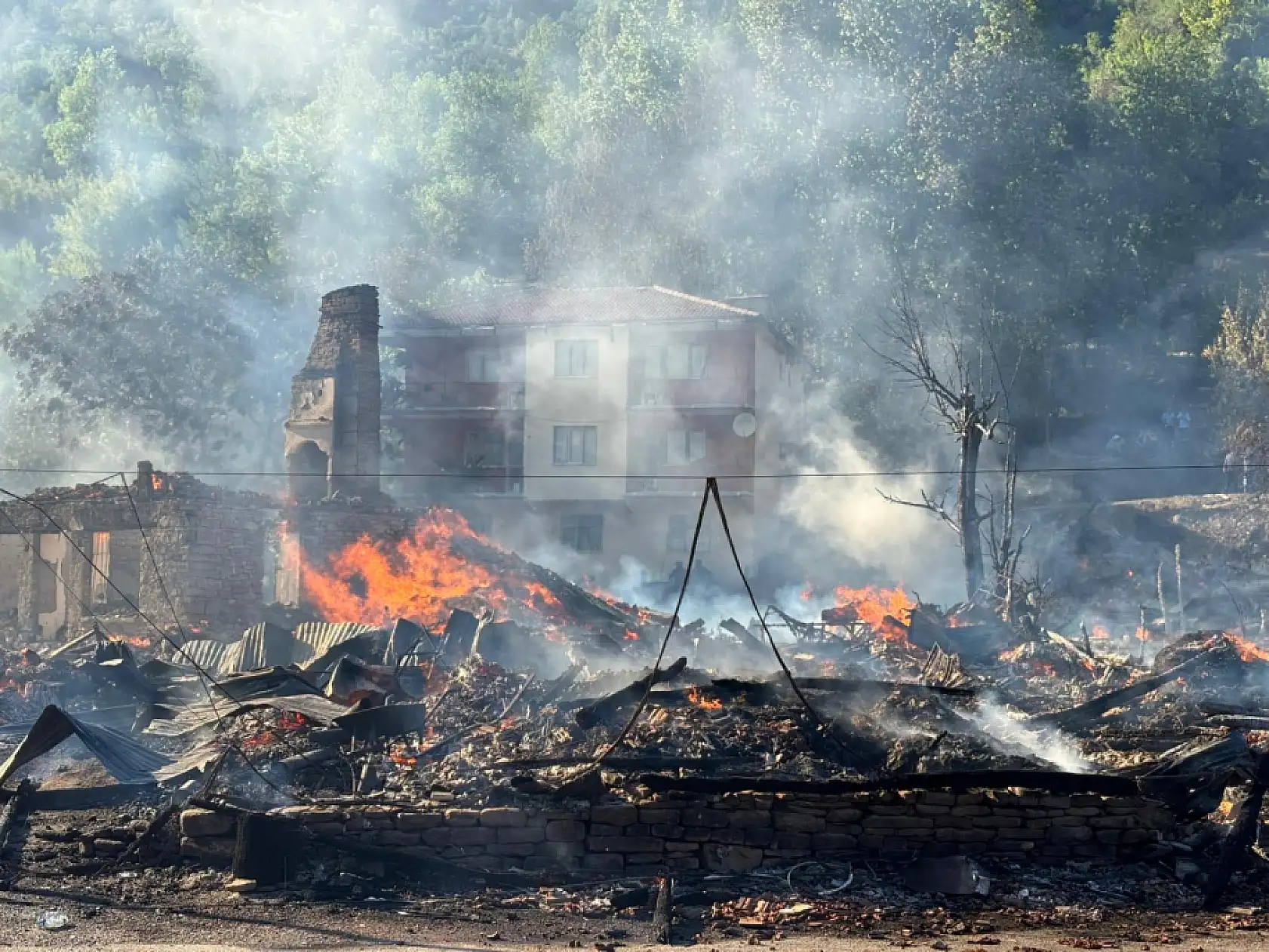 Yangında korku dolu anlar yaşandı