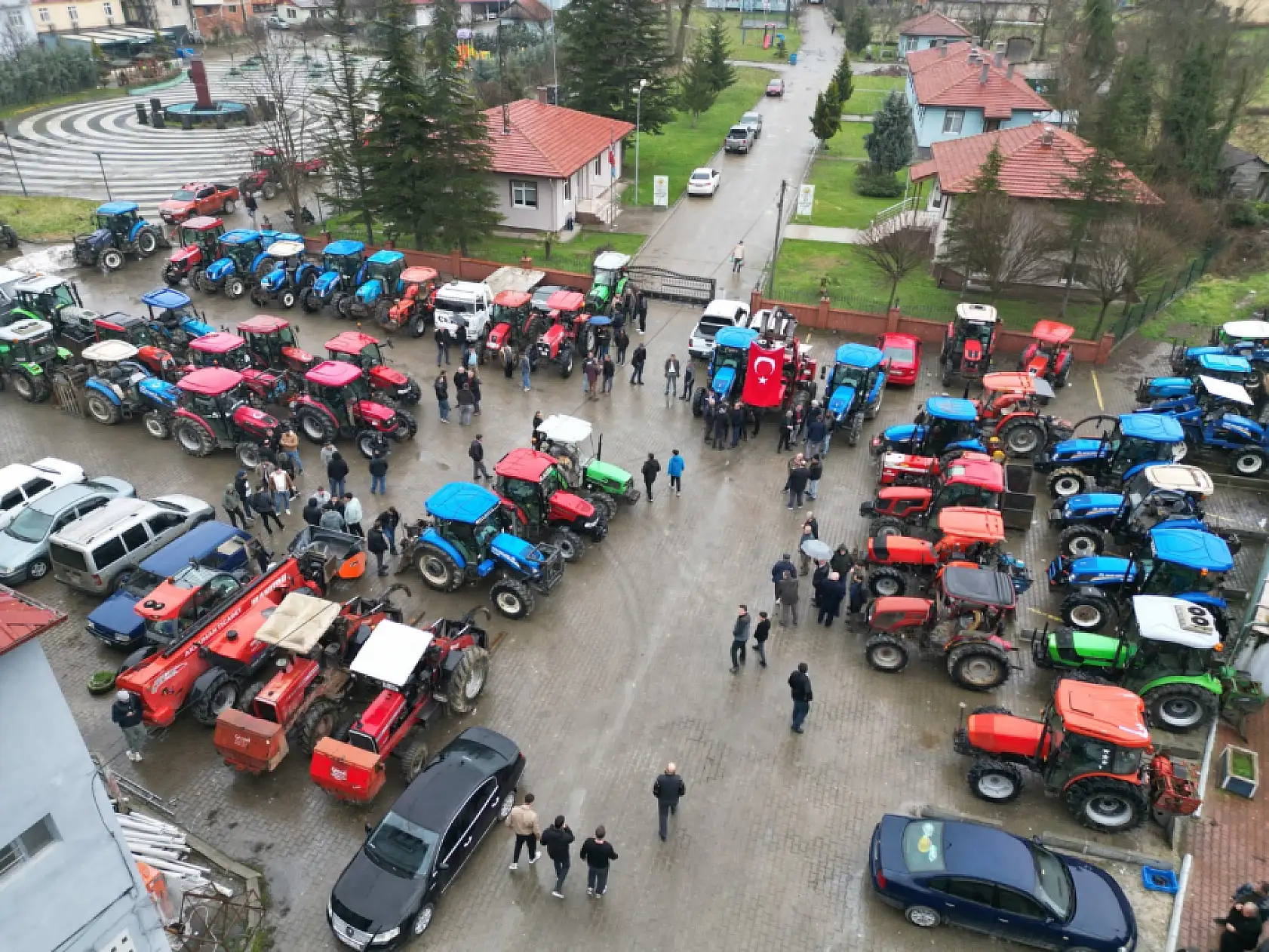 Orman köylüsü emeğinin karşılığını istiyor