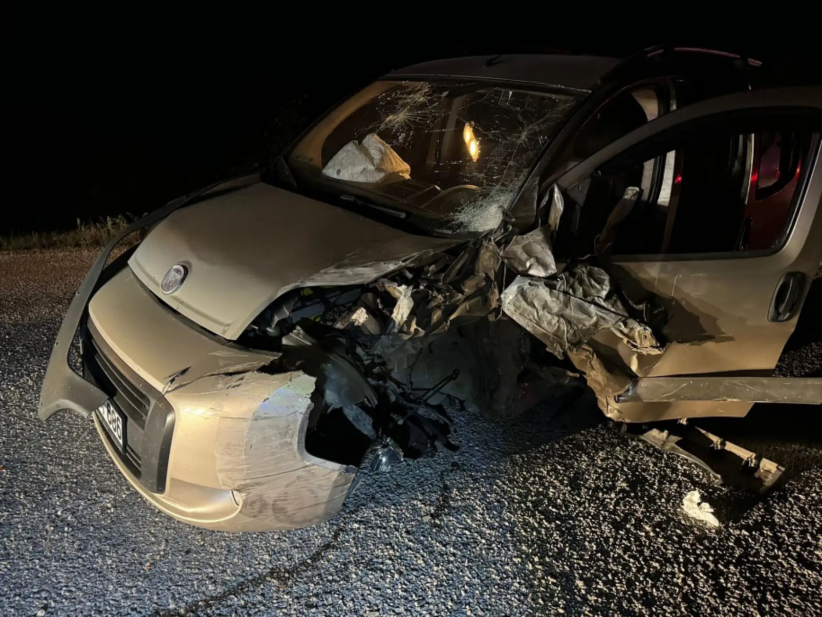 Mıcırlı yollarda kazalar bitmiyor