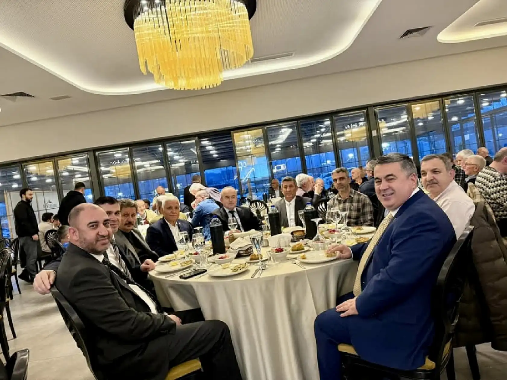 Kaya: Meclis, Sarayın talimatlarıyla yönetiliyor