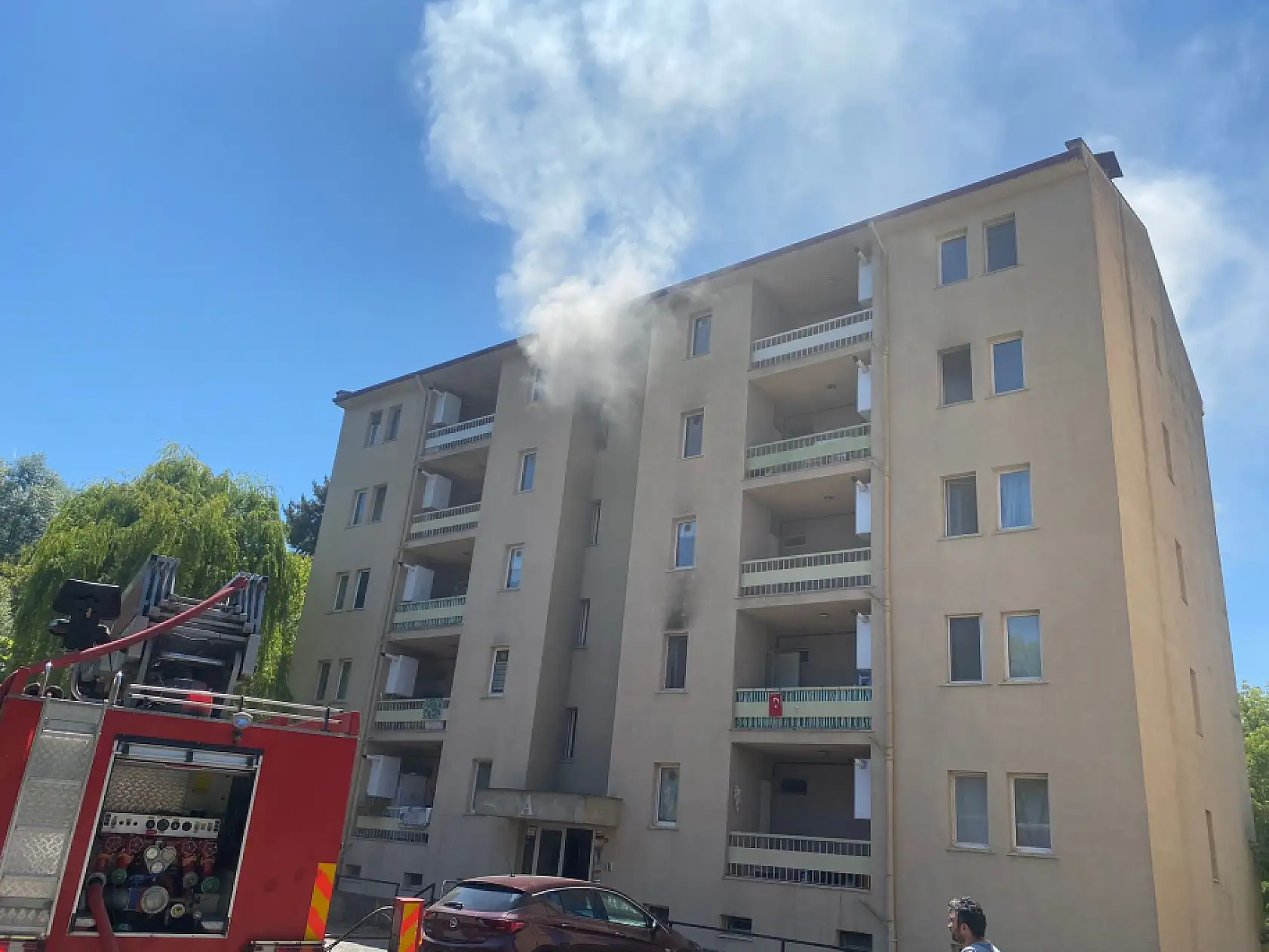 Lojmanlarda yangın çıktı