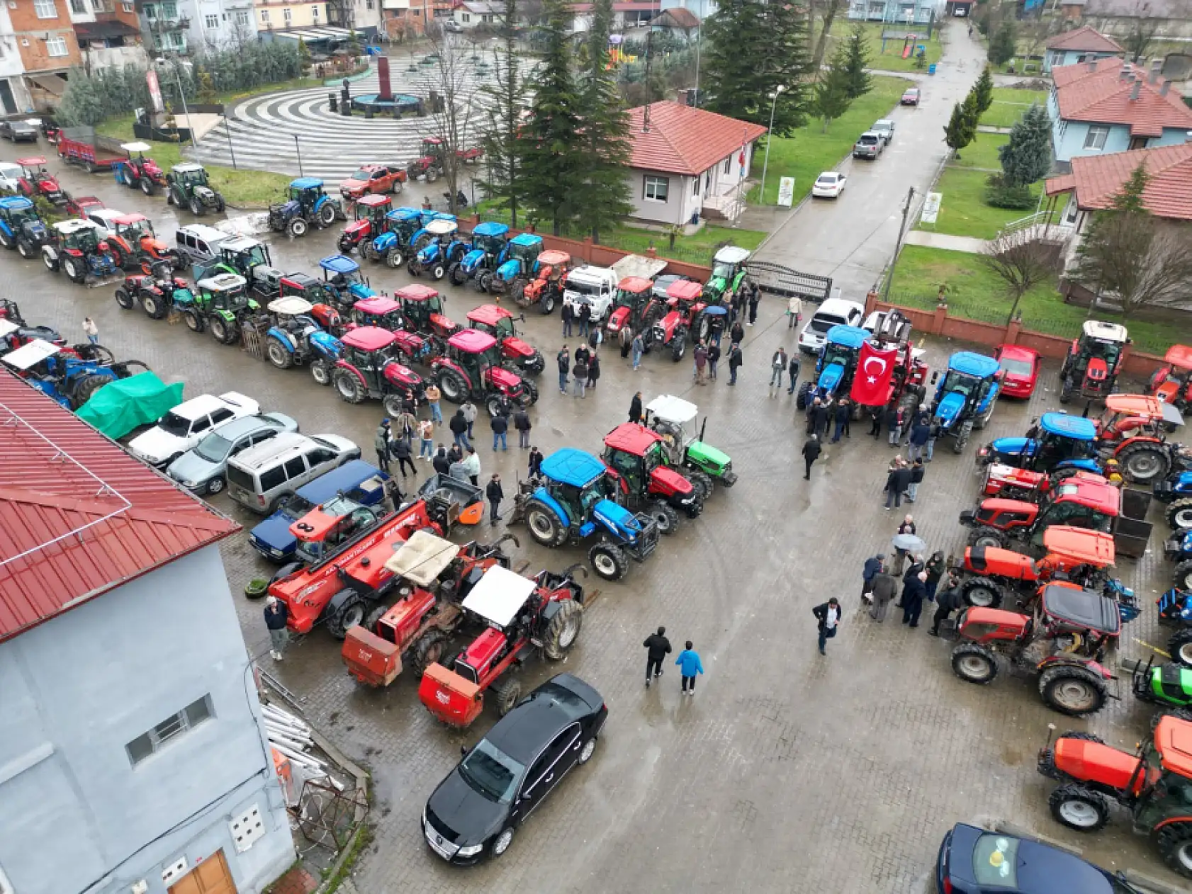 Orman köylüsü emeğinin karşılığını istiyor
