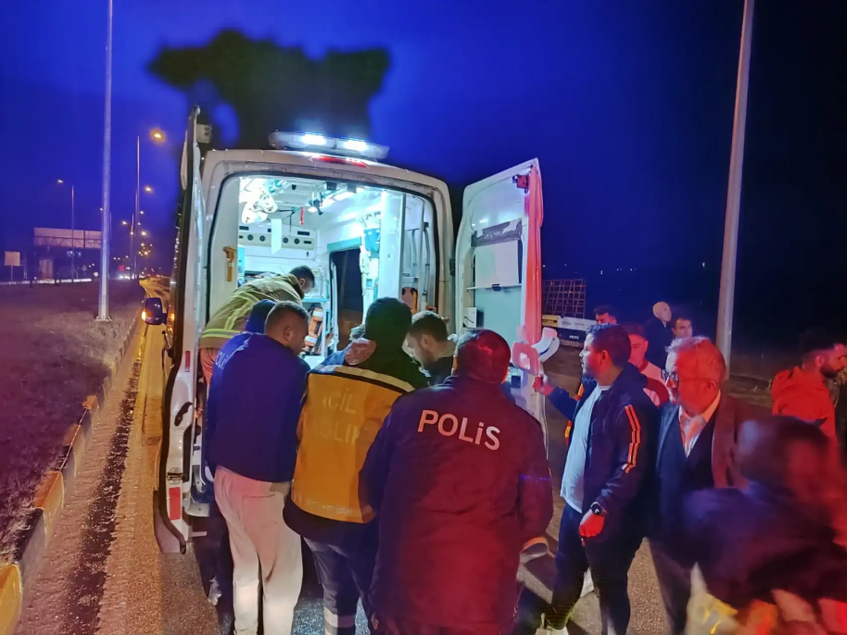 Terminal kavşağında feci kaza