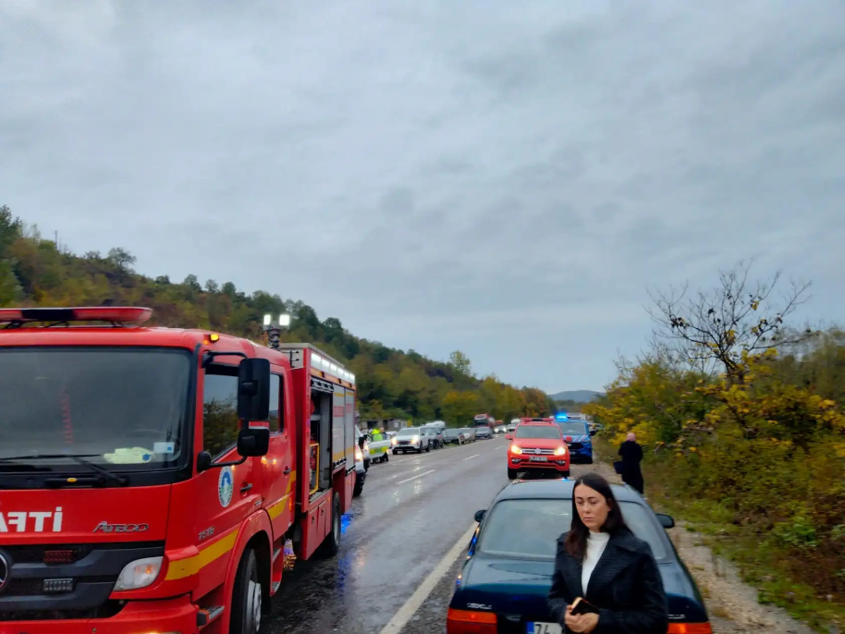 Bartın'da işçi servisi devrildi: 1 ölü 19 yaralı