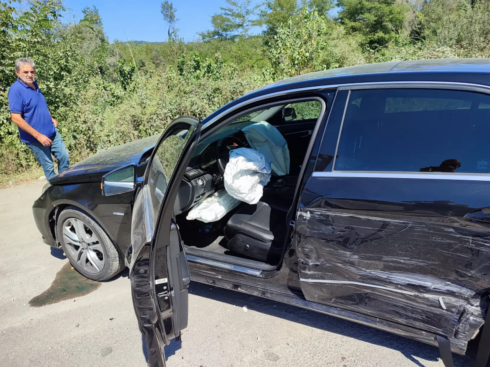 Araçlar birbirine girdi