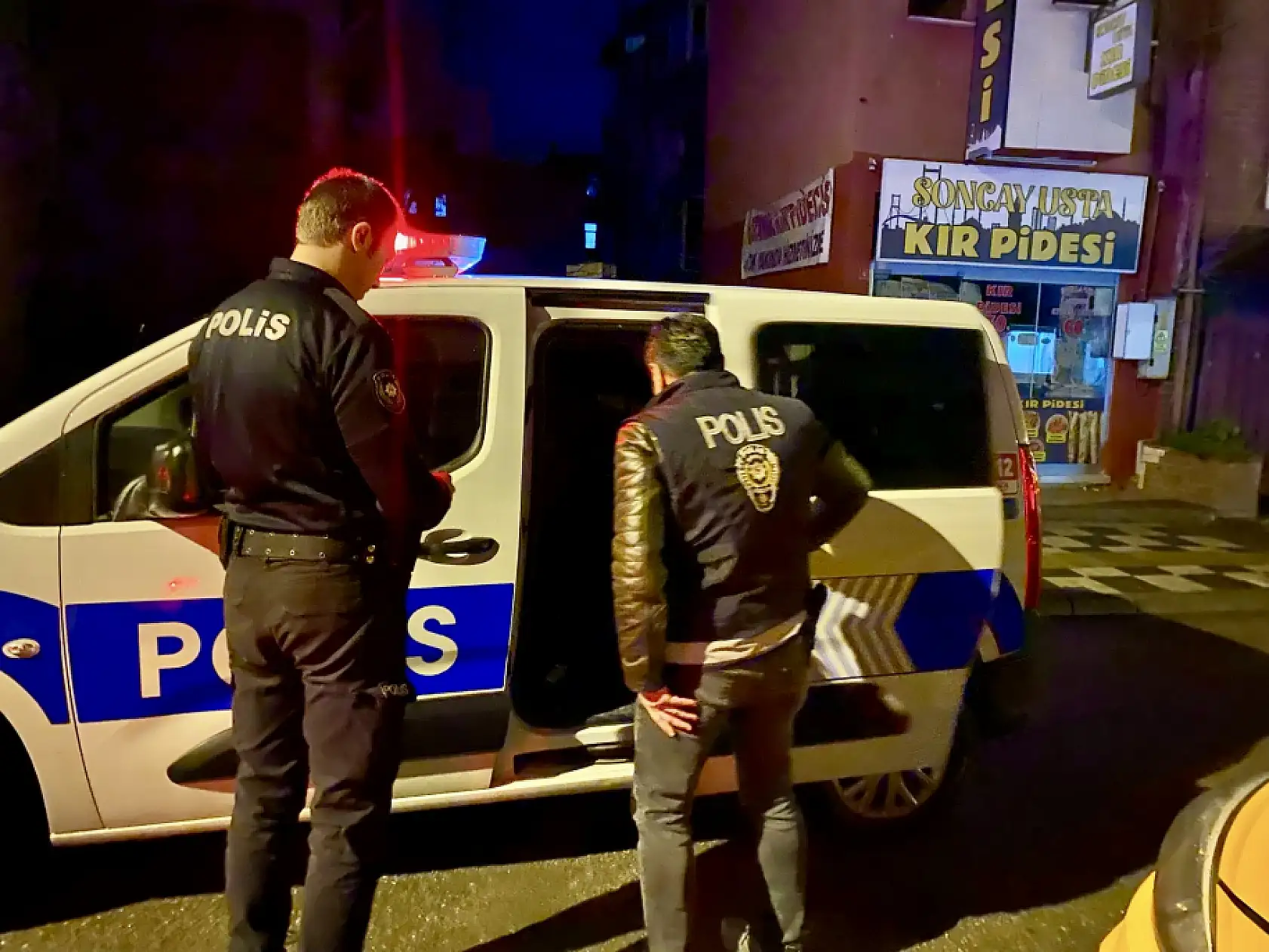 Bartın'da Yerde Yatan Şahıs İhbarı