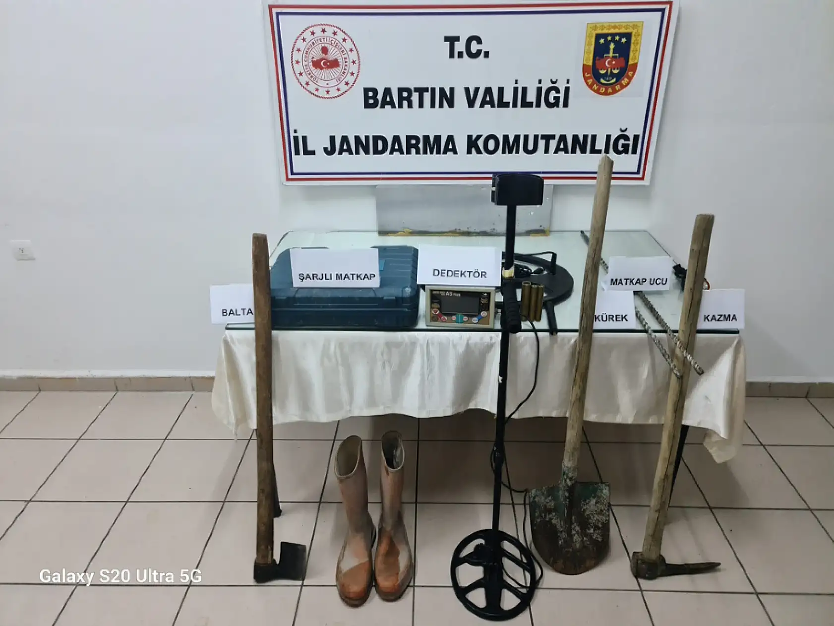 Jandarmadan 6 ayrı operasyon