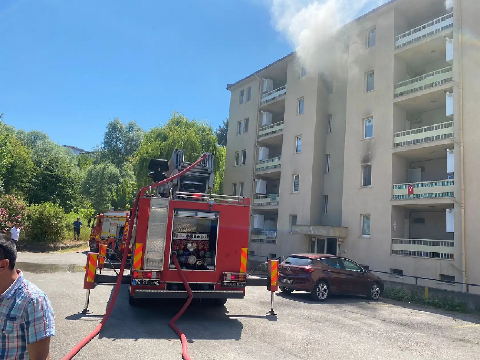 Lojmanlarda yangın çıktı