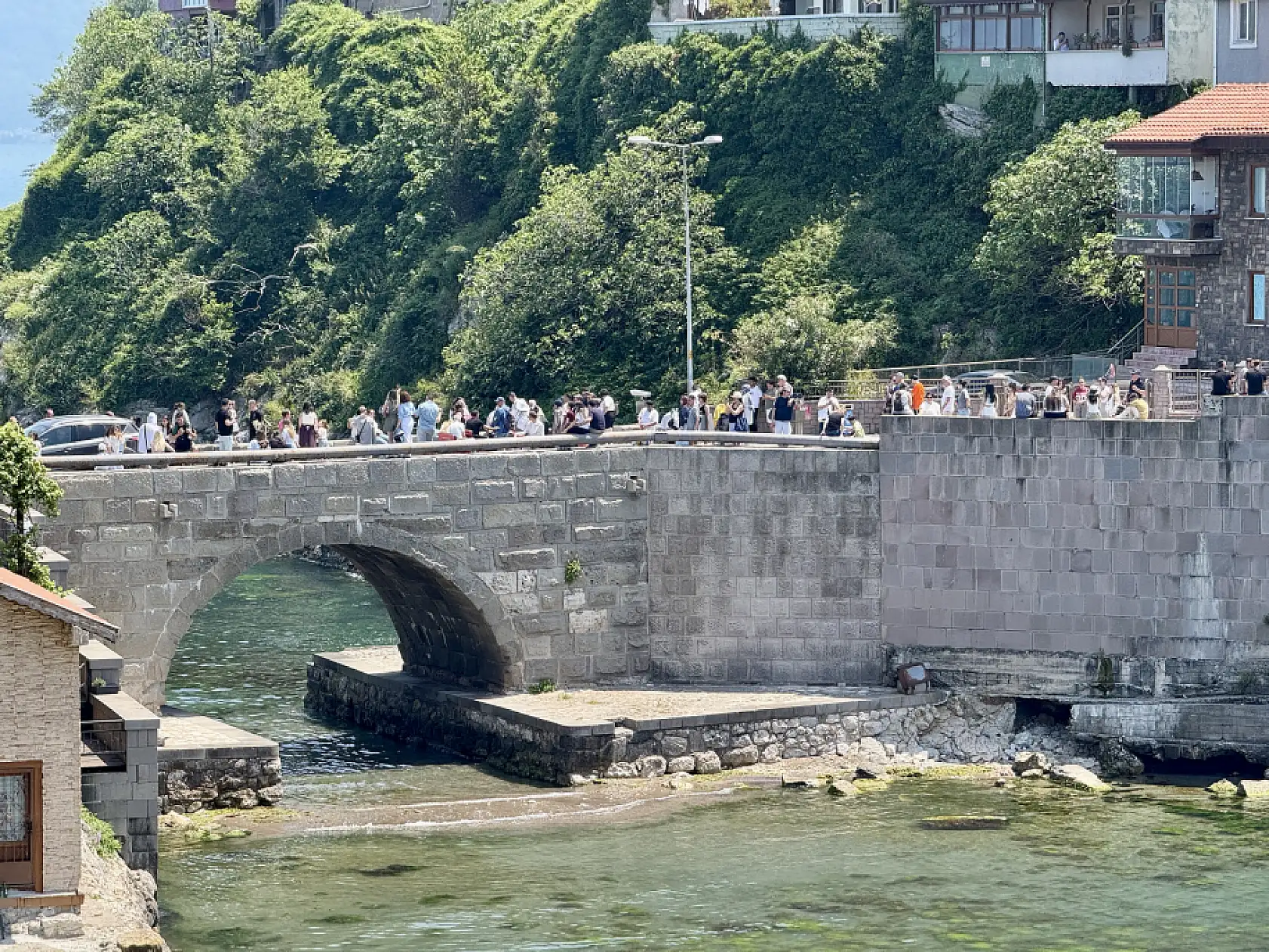 Yüz bine yakın ziyaretçi akın etti