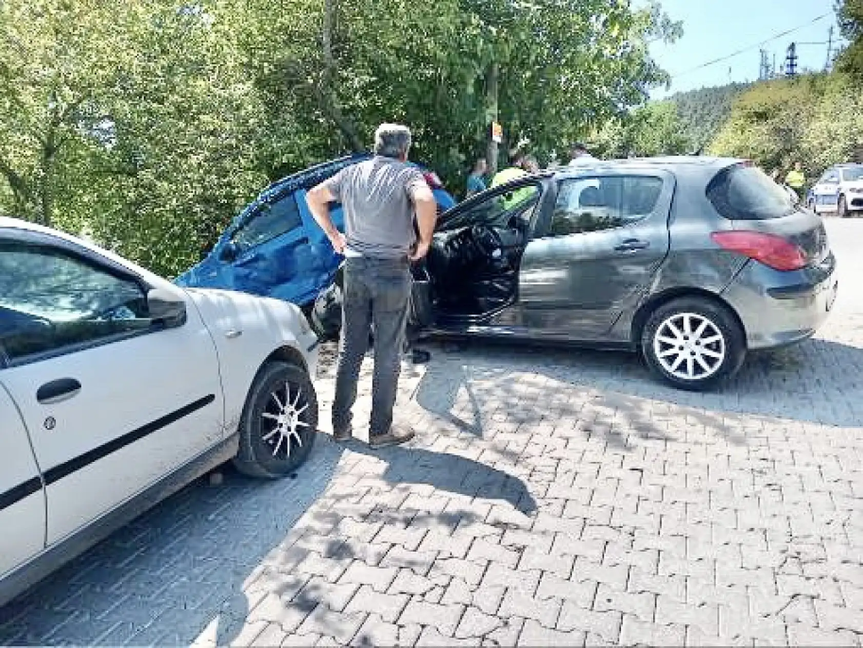 Yokuştan inişte kontrolden çıktı