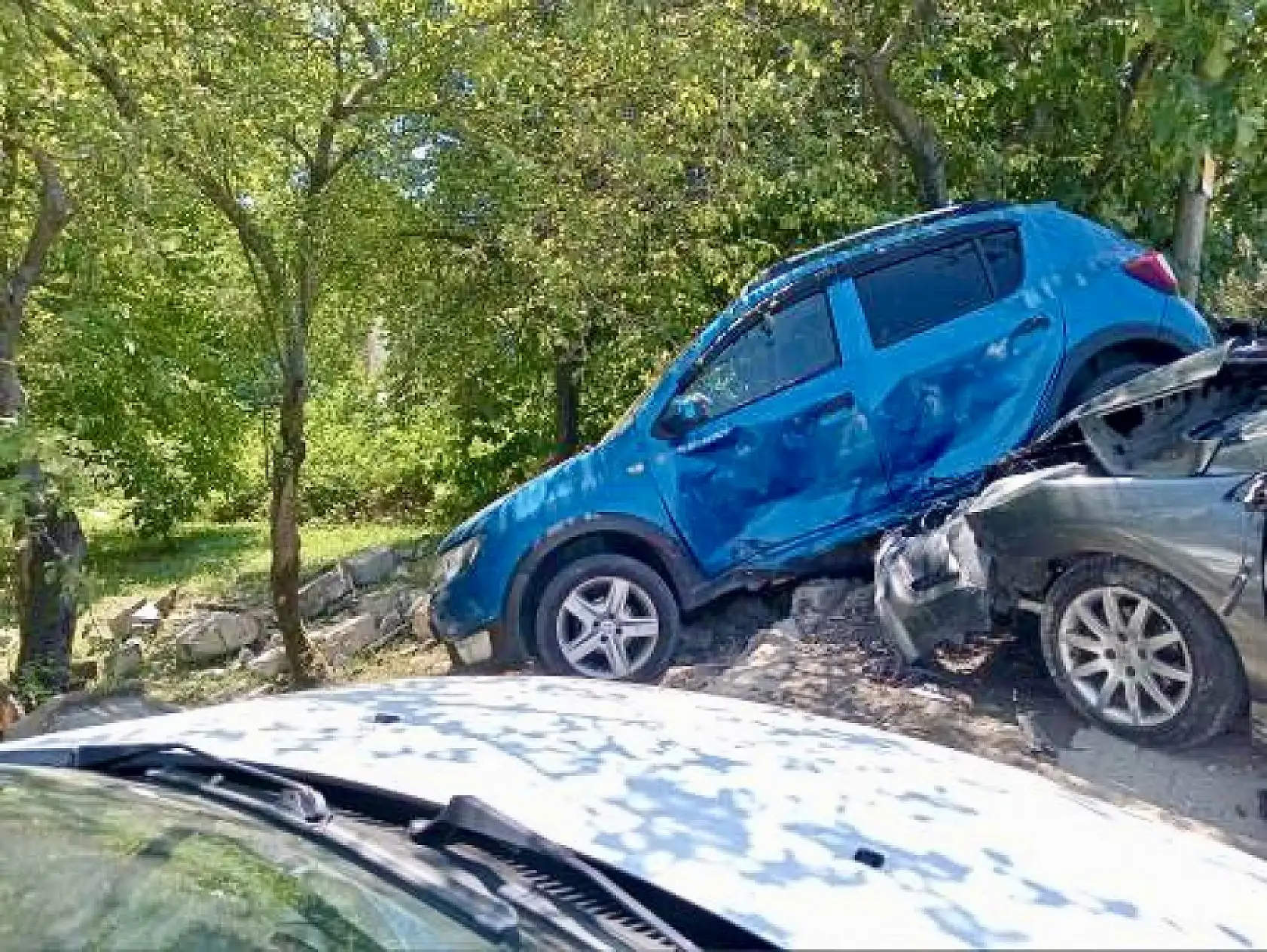 Yokuştan inişte kontrolden çıktı