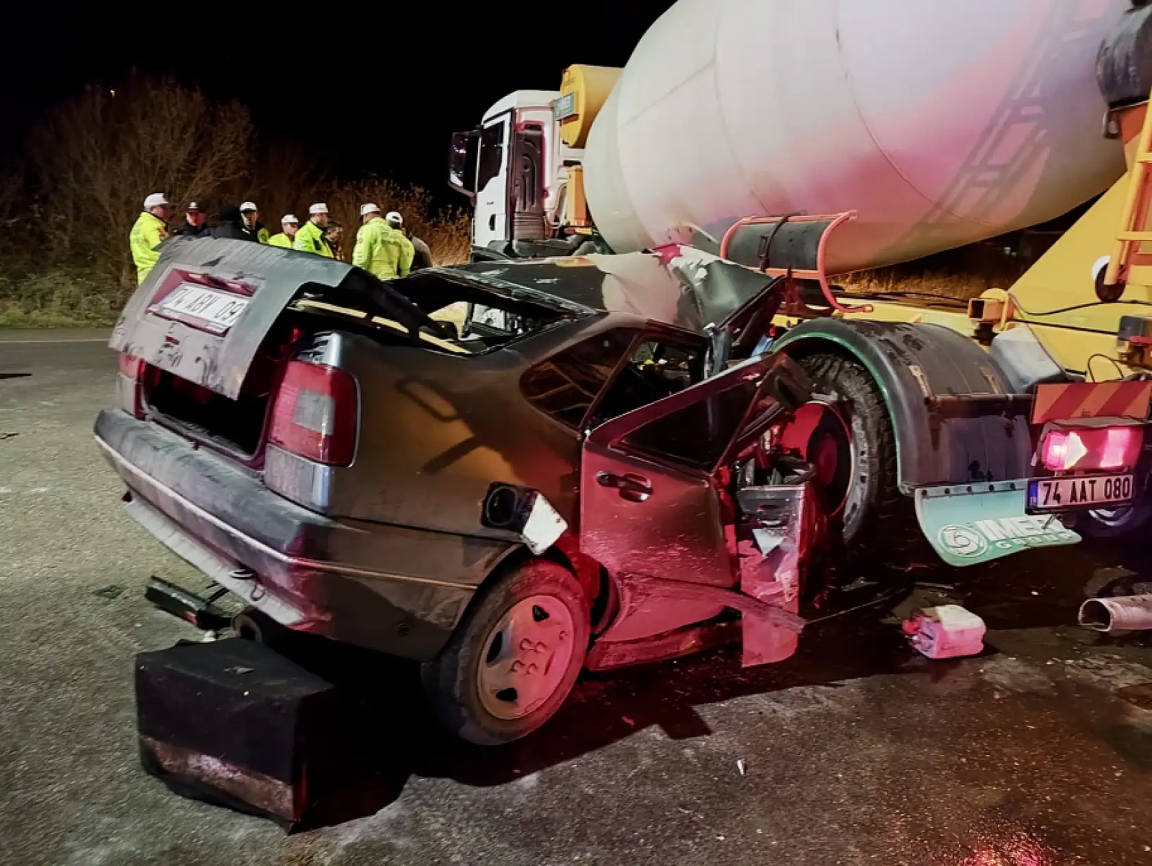 İnkumu yolunda feci kaza