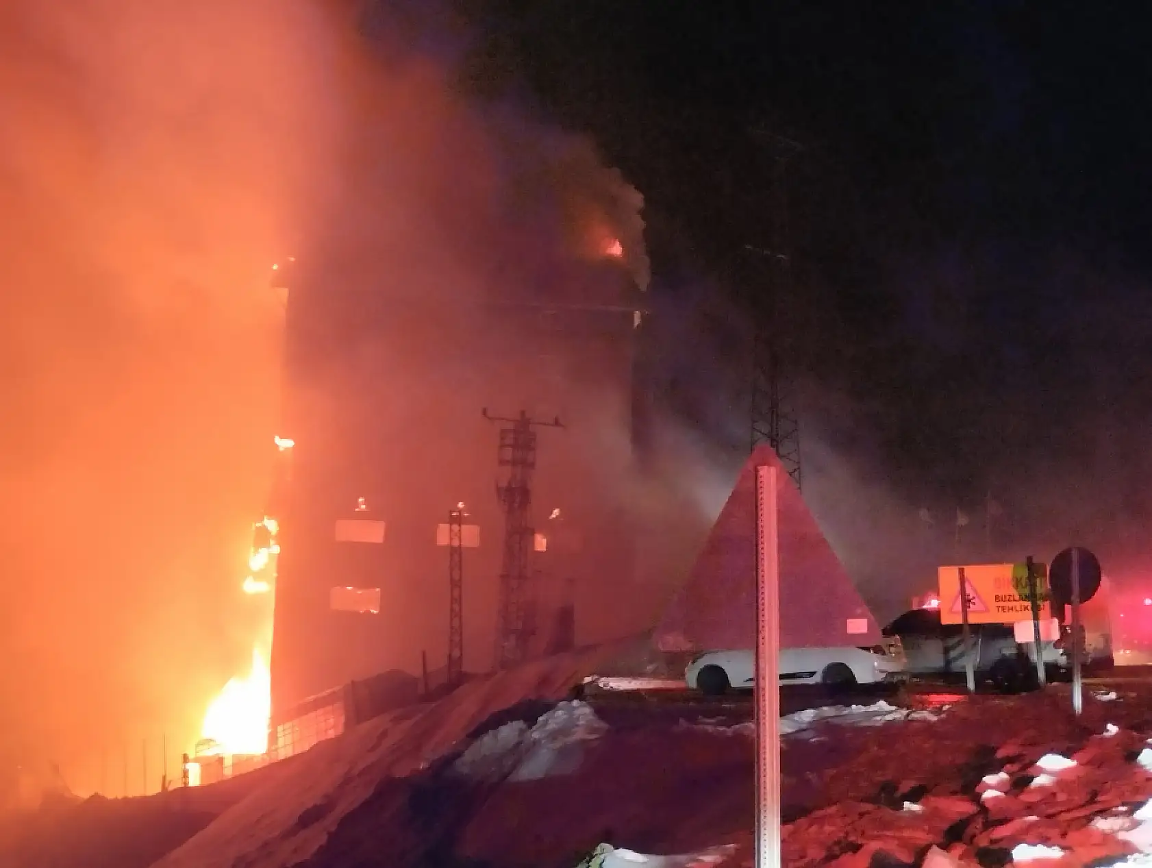 Kartalkaya'da yangın faciası 76 ölü, 51 yaralı