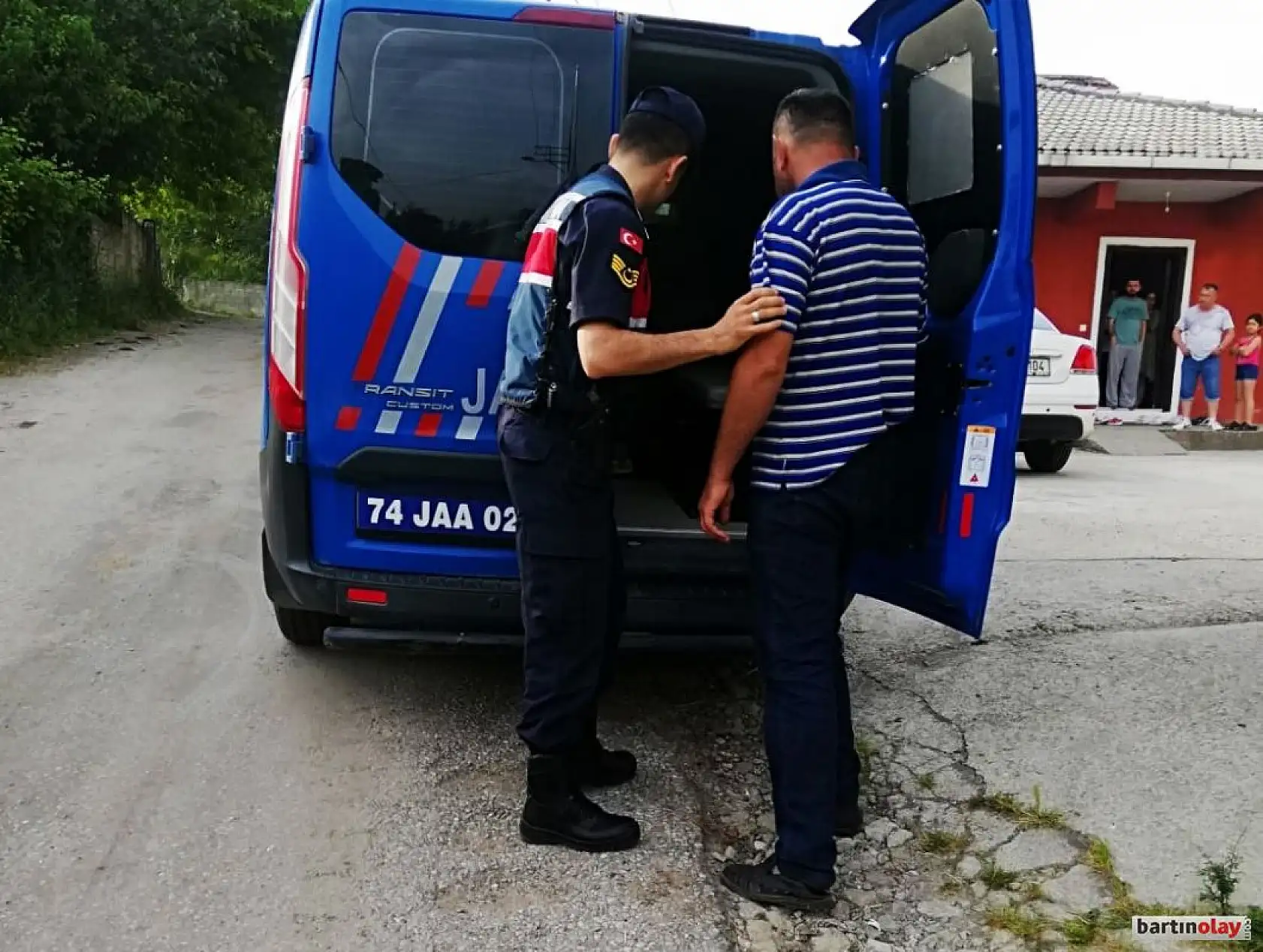 Jandarmadan bayram temizliği