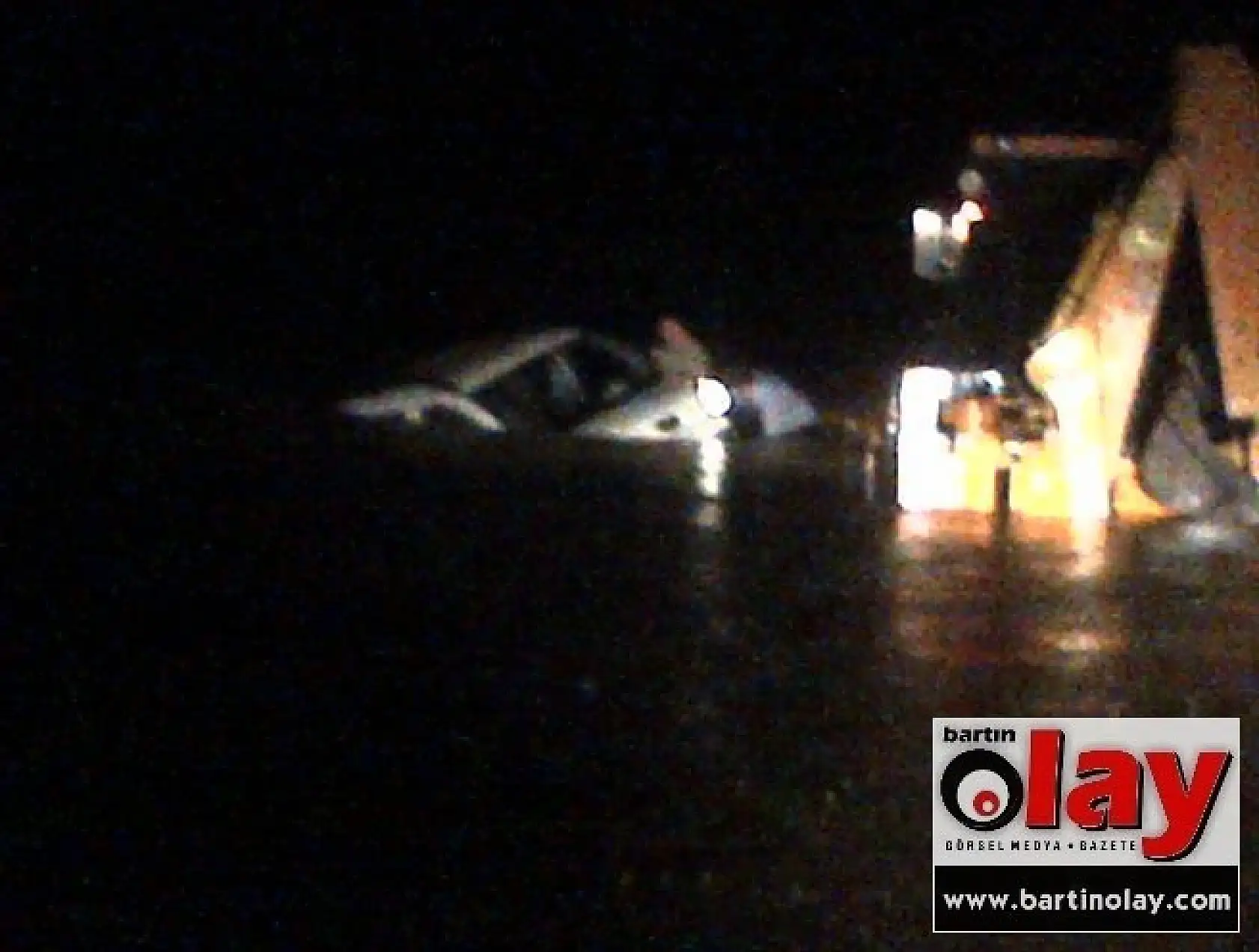 Drazlarda Eski Yol Sular Altında