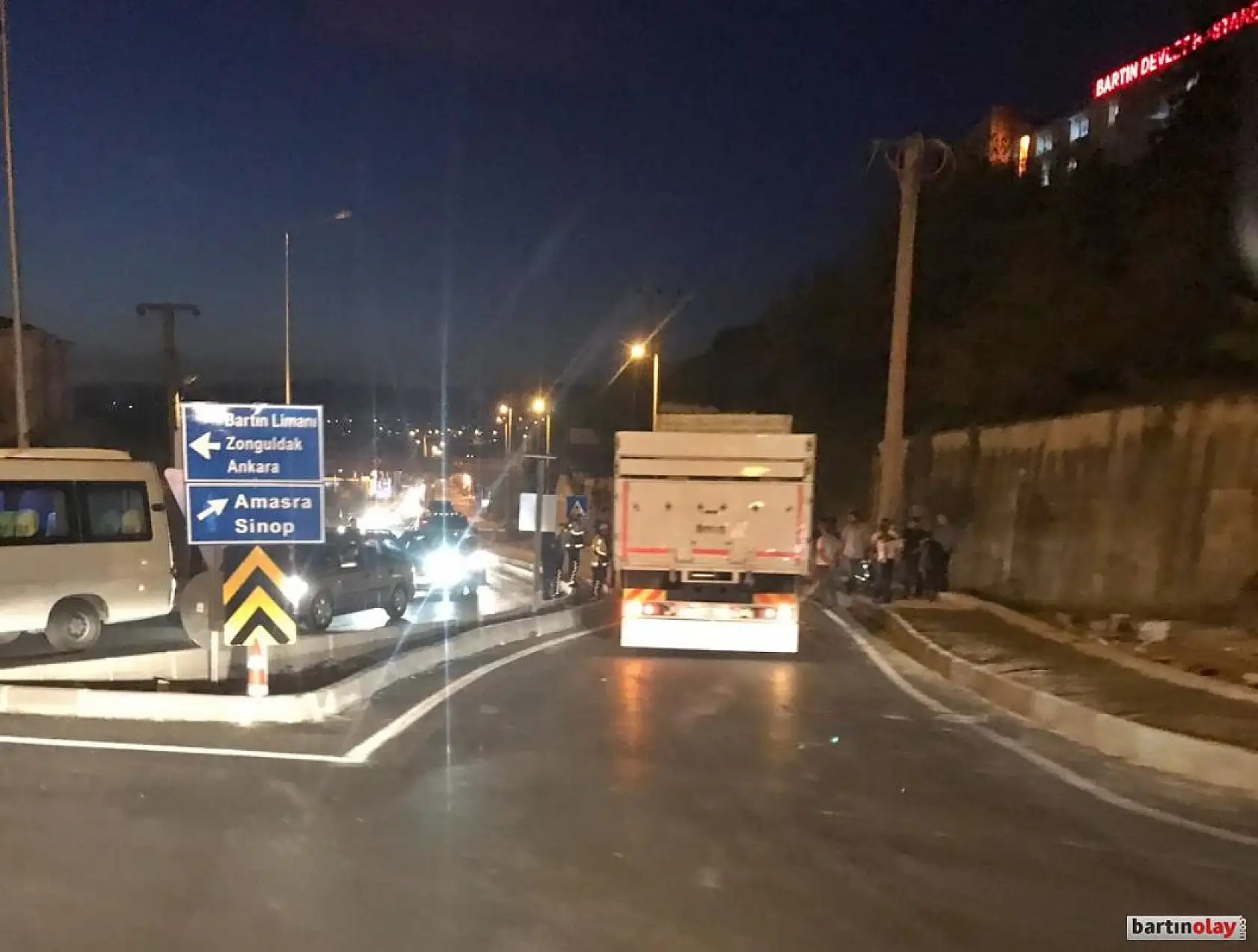 Akıllı kavşakta çarpıştılar