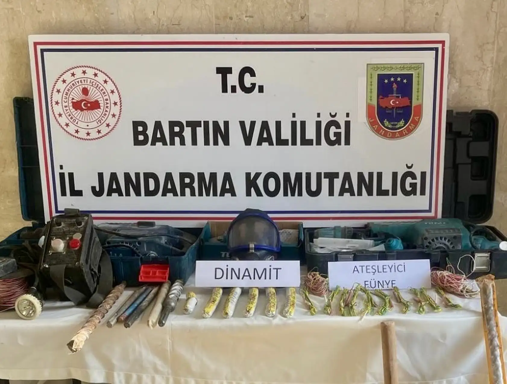 Baskında bulunan malzemeler şaşırttı