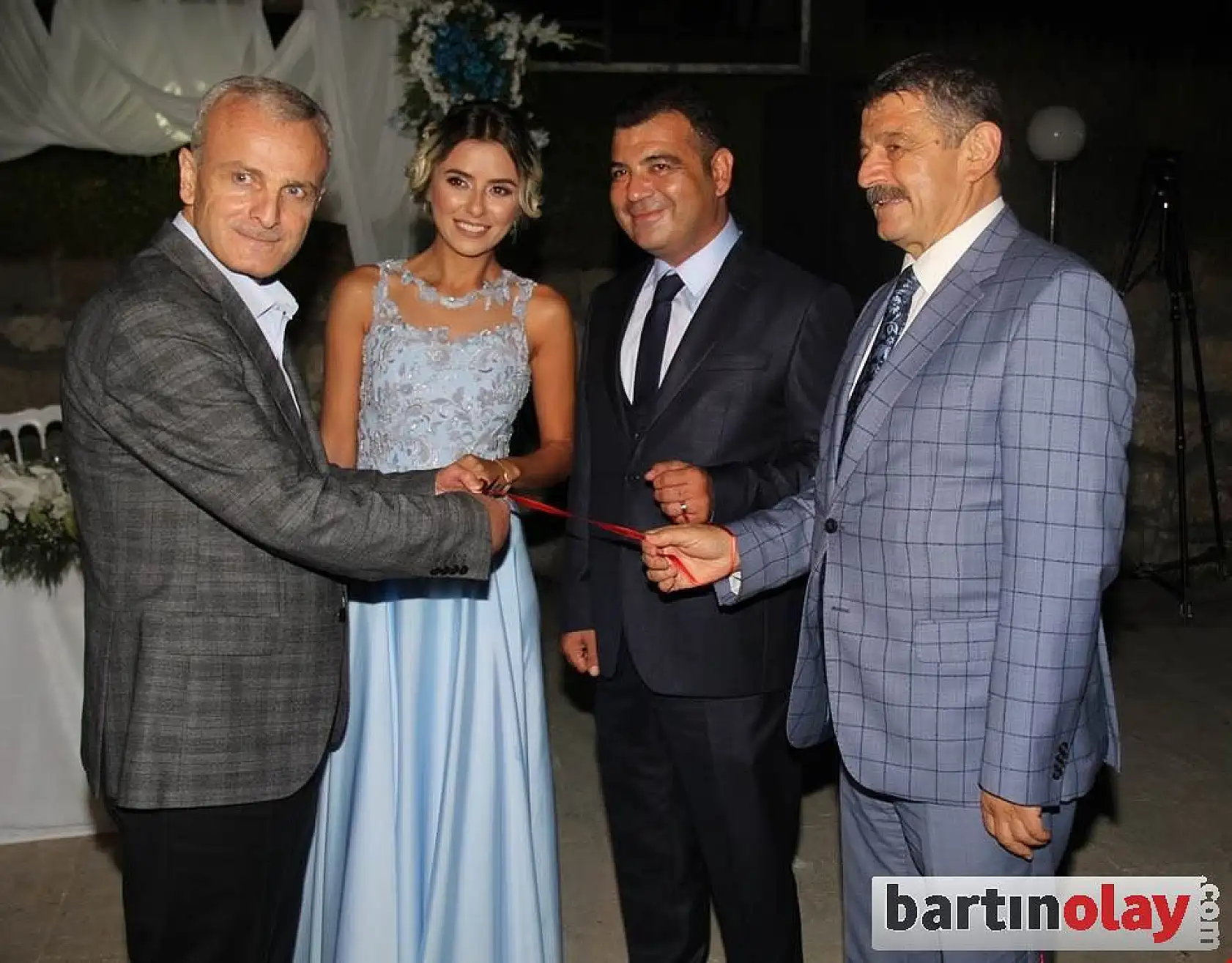 Vali Yardımcısı Kalender nişanlandı