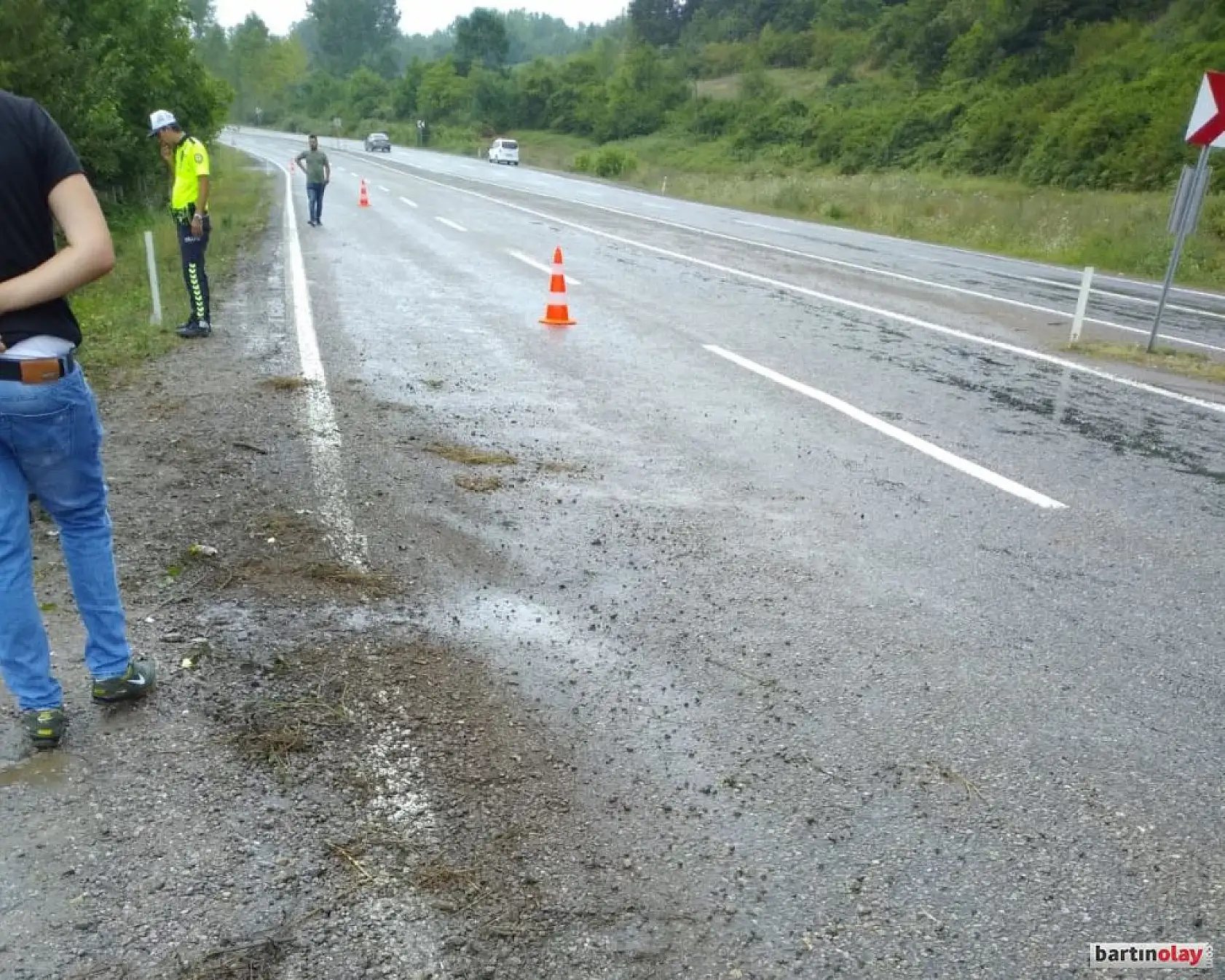 Kayarak yoldan çıktı