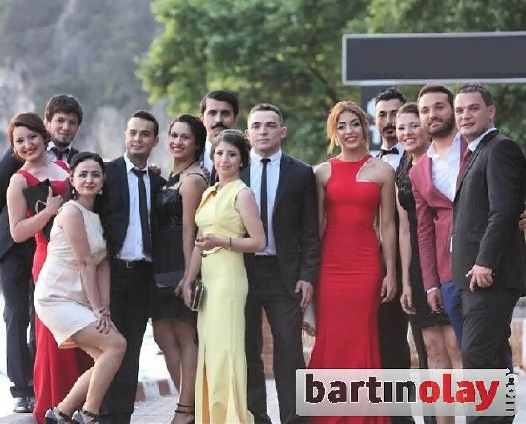 Defile gibi mezuniyet balosu