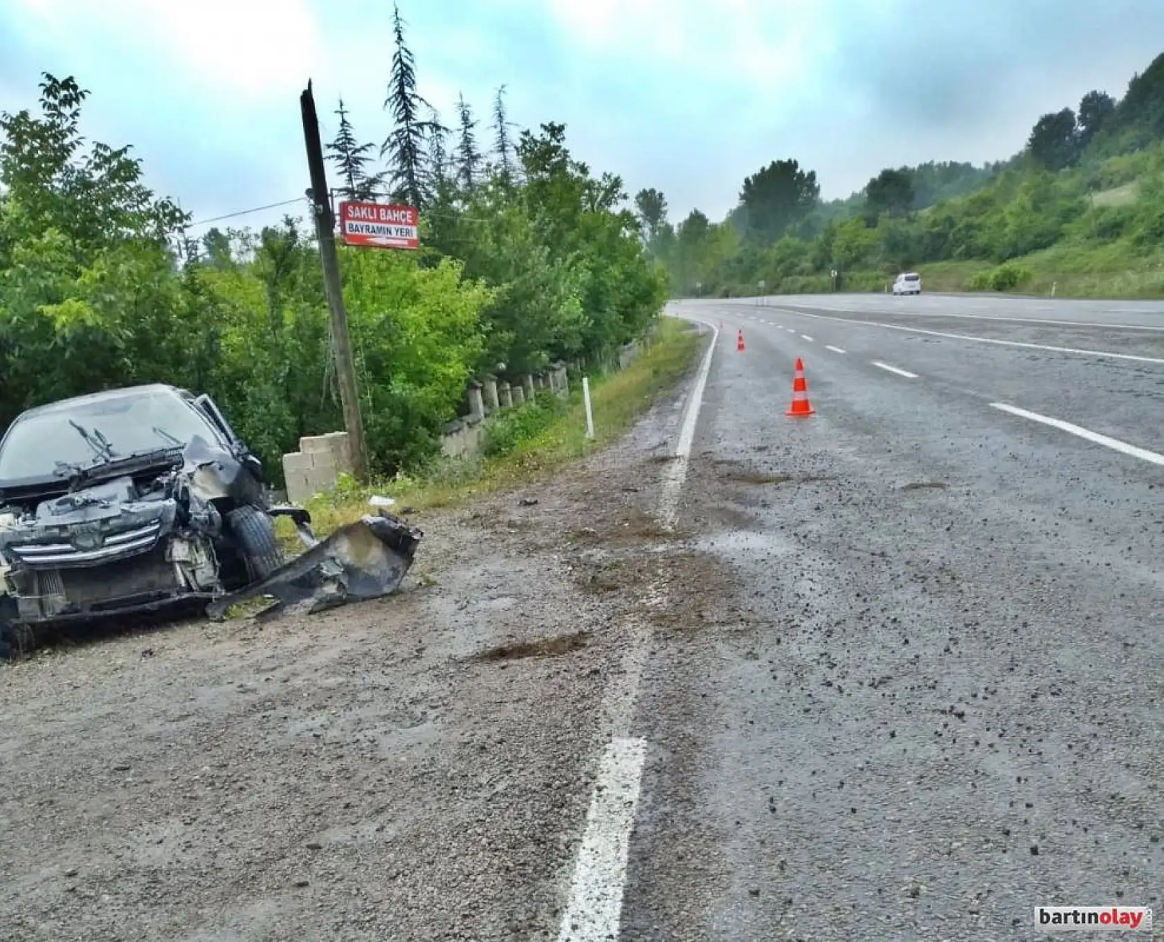 Kayarak yoldan çıktı