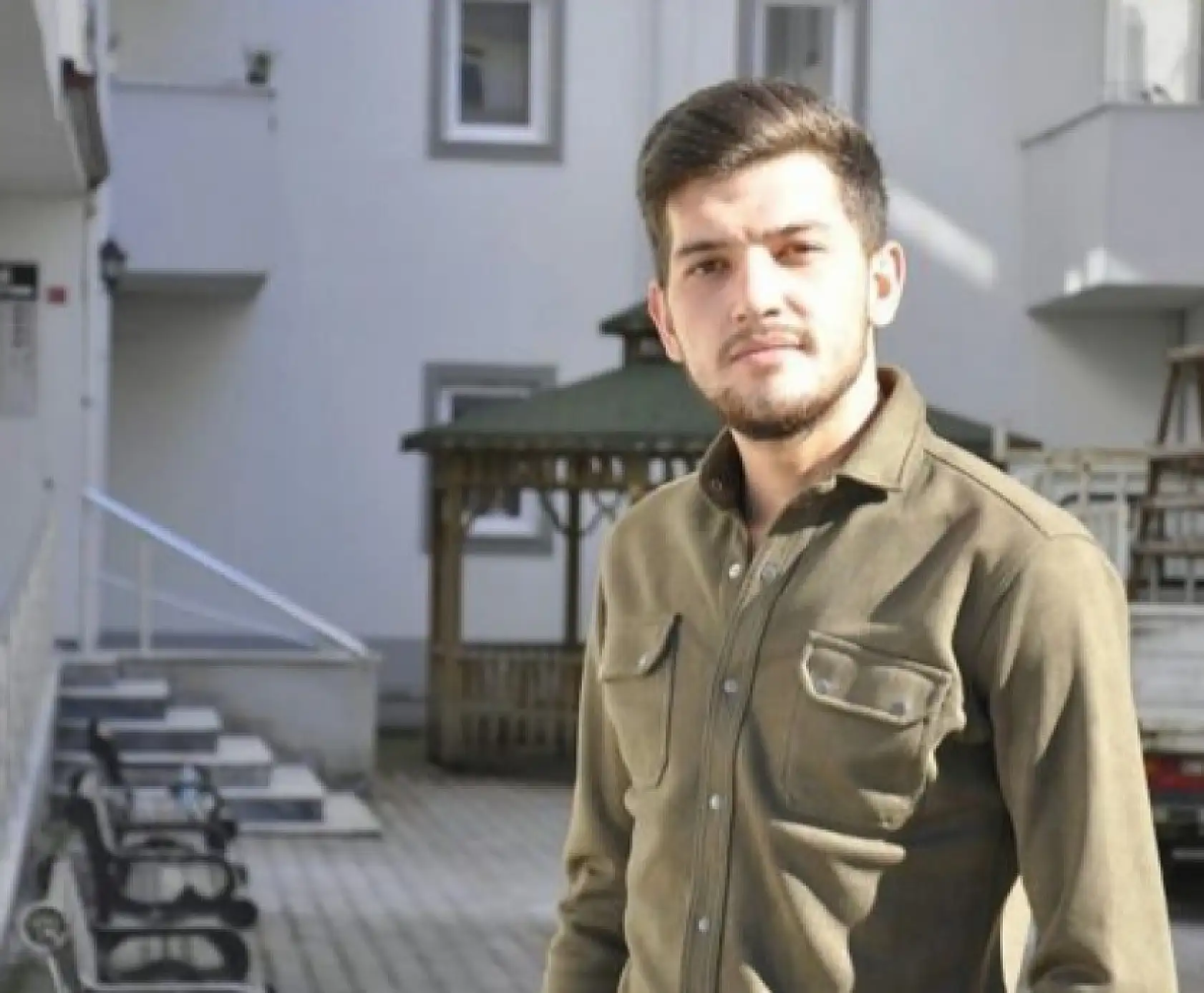 Kavallar caddesinde feci kaza