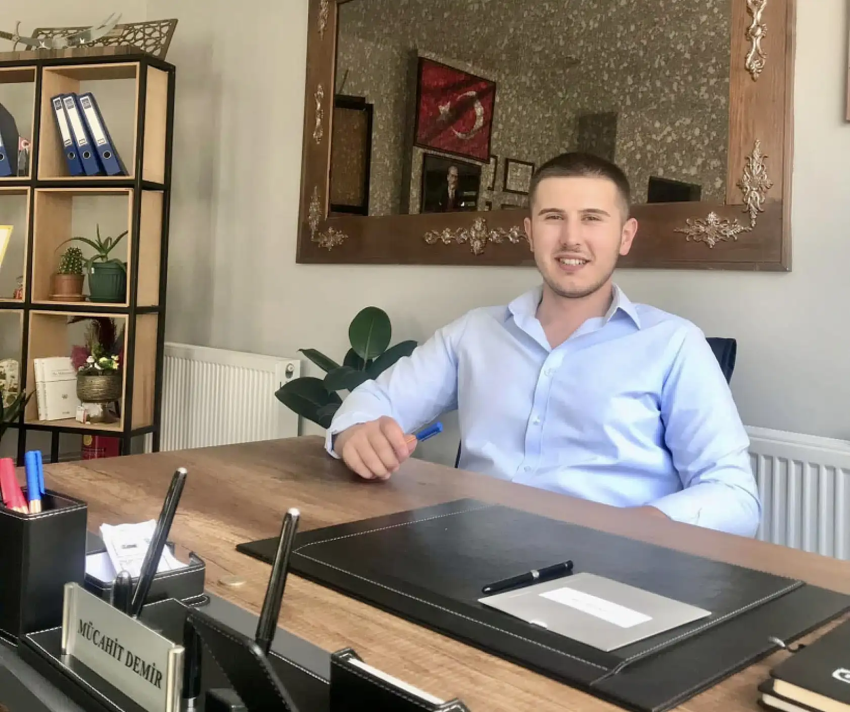 Genç adam 4. Kattan düştü