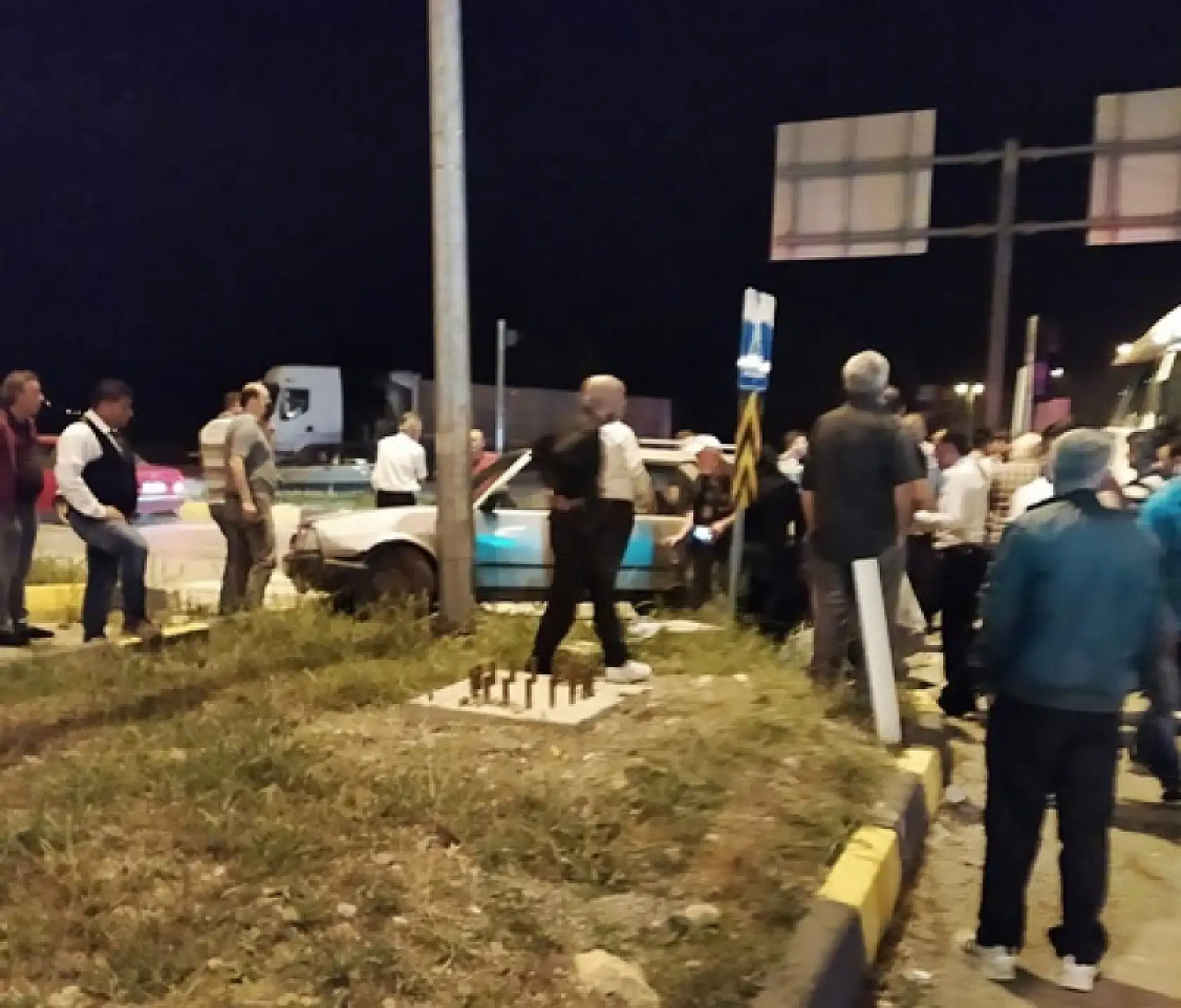 Organize kavşağında kaza