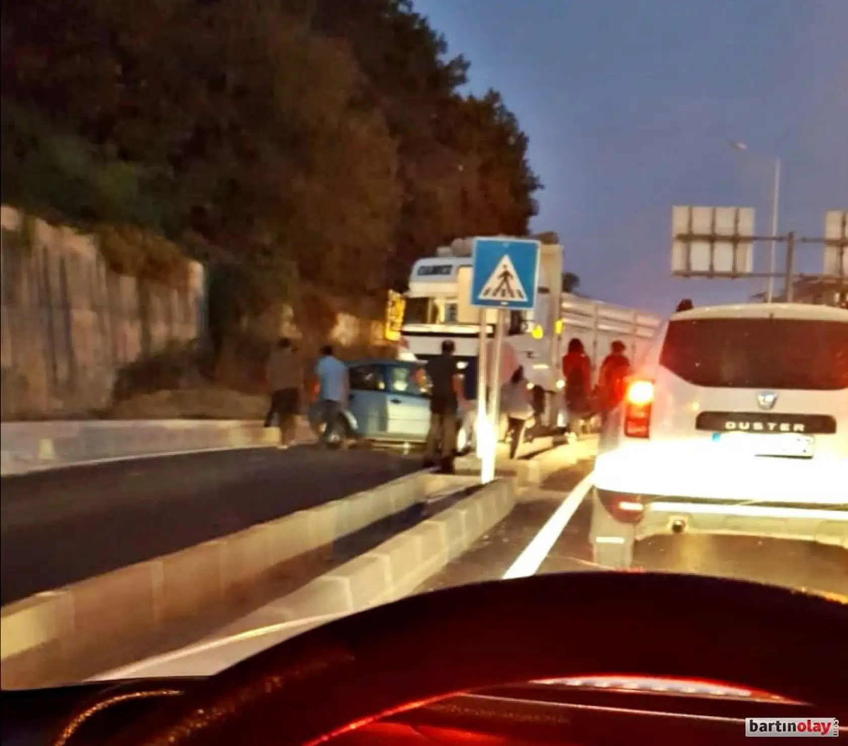 Akıllı kavşakta çarpıştılar