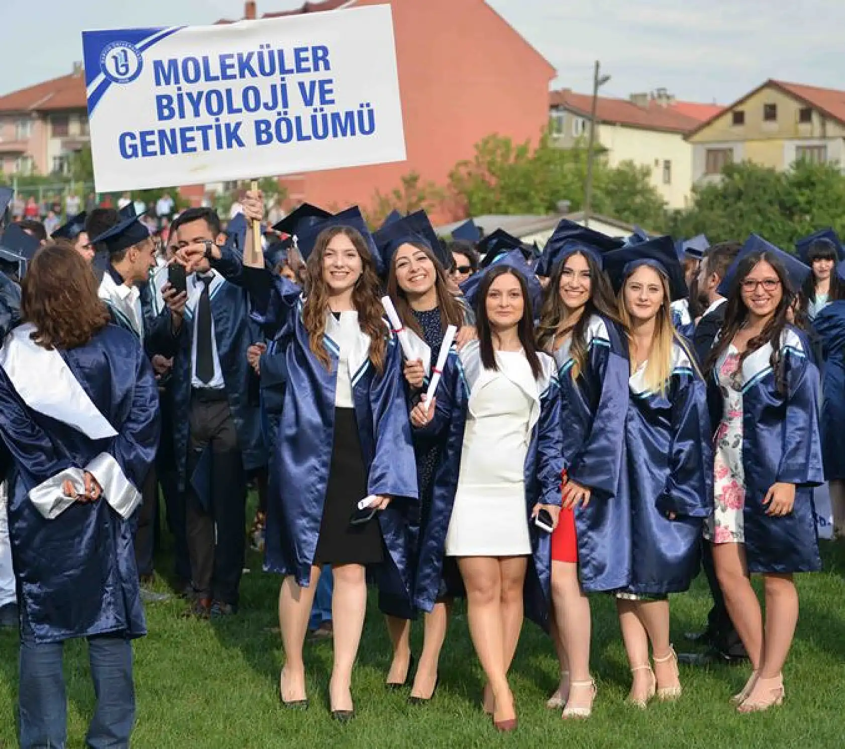 Bartın Üniversitesinde 9.mezuniyet coşkusu