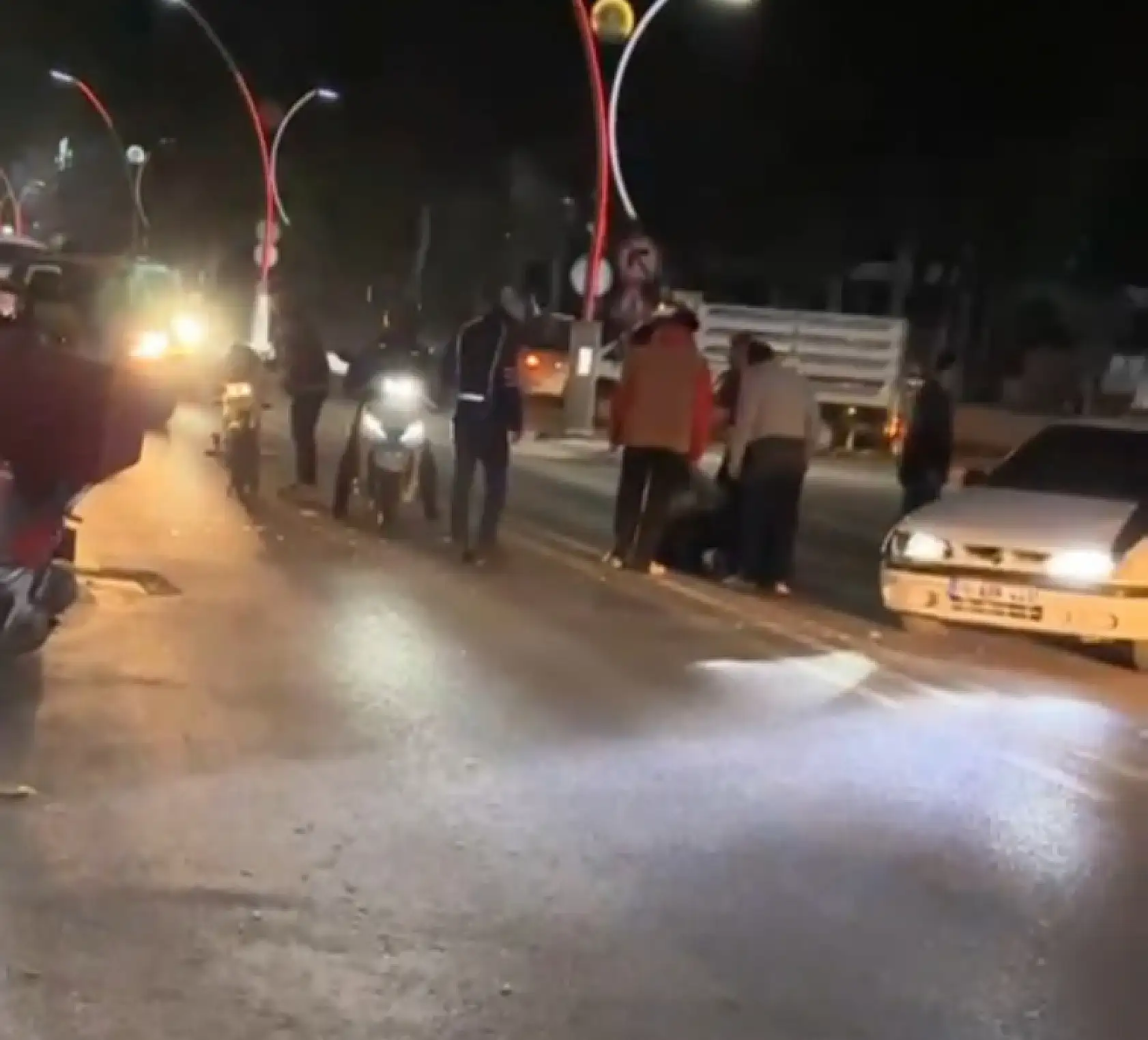 Kaza Yapan Sürücü Olay Yerini Terk Etti