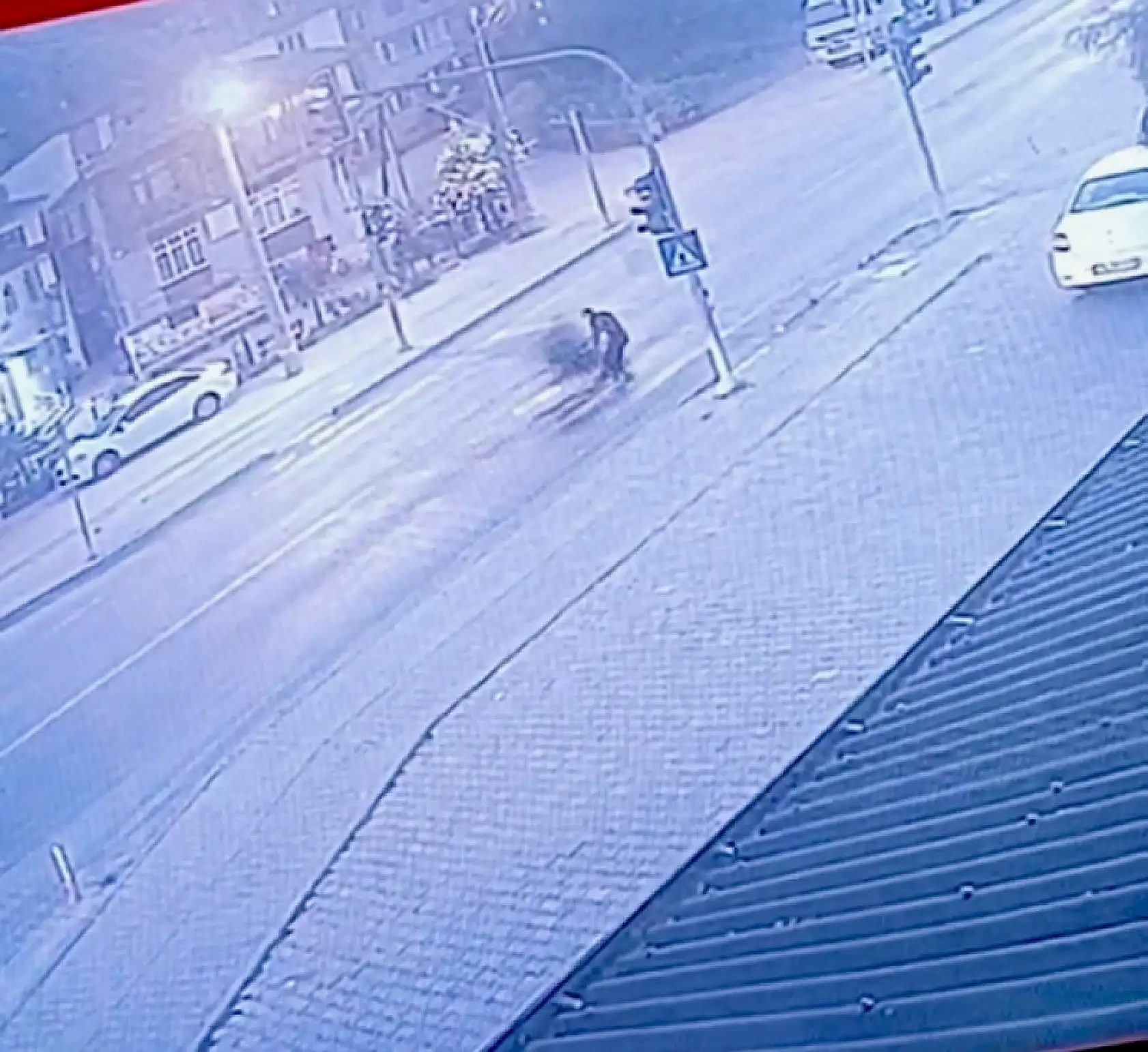 Yaya geçidinde feci kaza